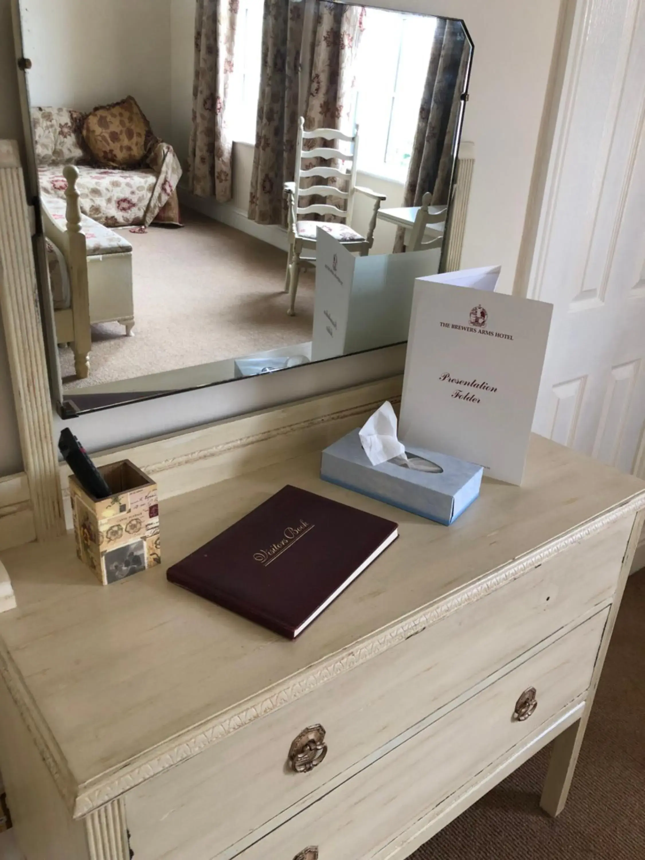 Family Room in The Brewers Arms Family Room in The Brewers Arms