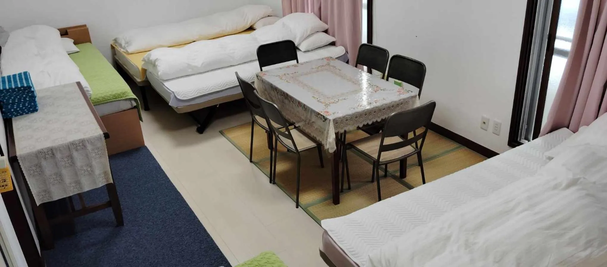 Bed in Oyama Guesthouse Kyoto