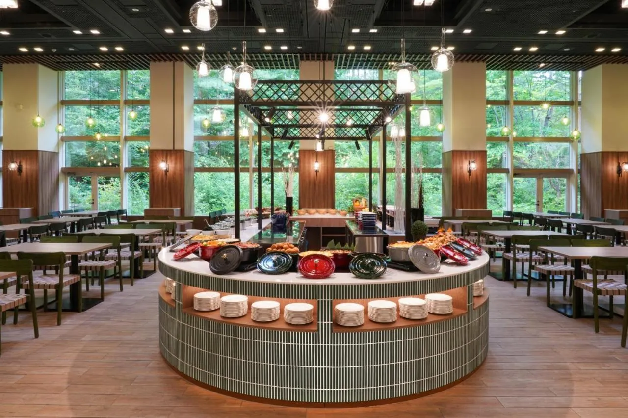 Restaurant/places to eat in Karuizawakurabu Hotel 1130 Hewitt Resort