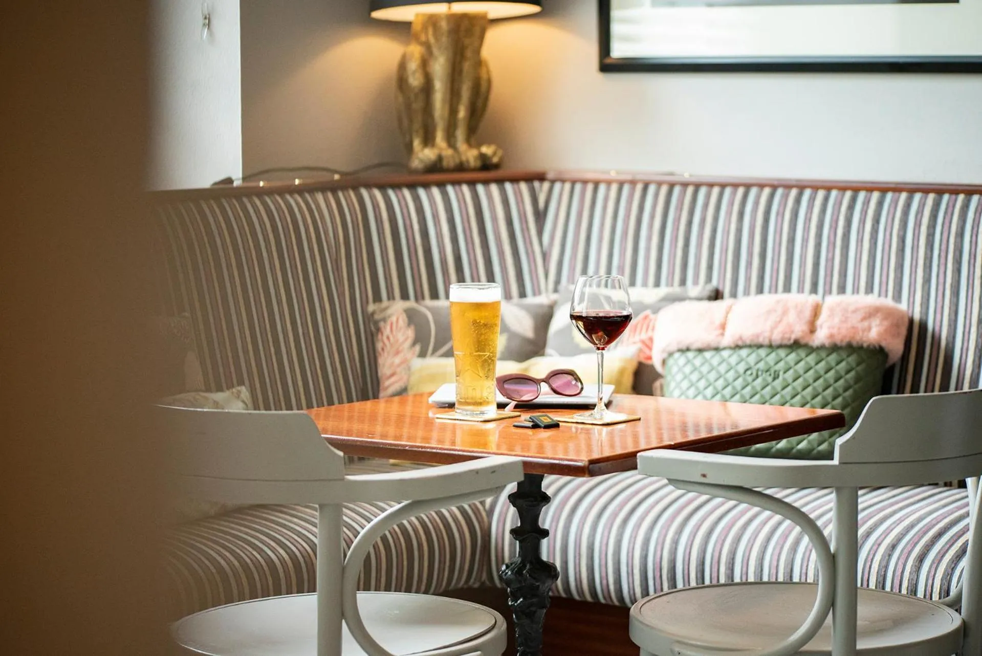 Lounge or bar in Emmet Hotel