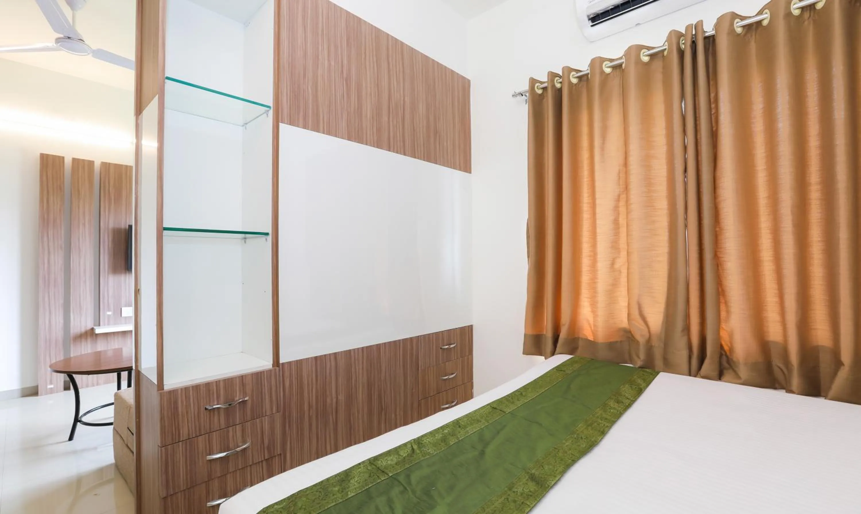 Bedroom, Bed in Treebo Sapphire Studio