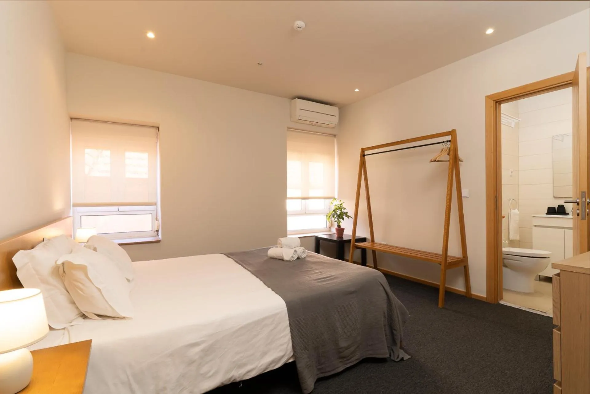 Bed in Peach Hostel & Suites