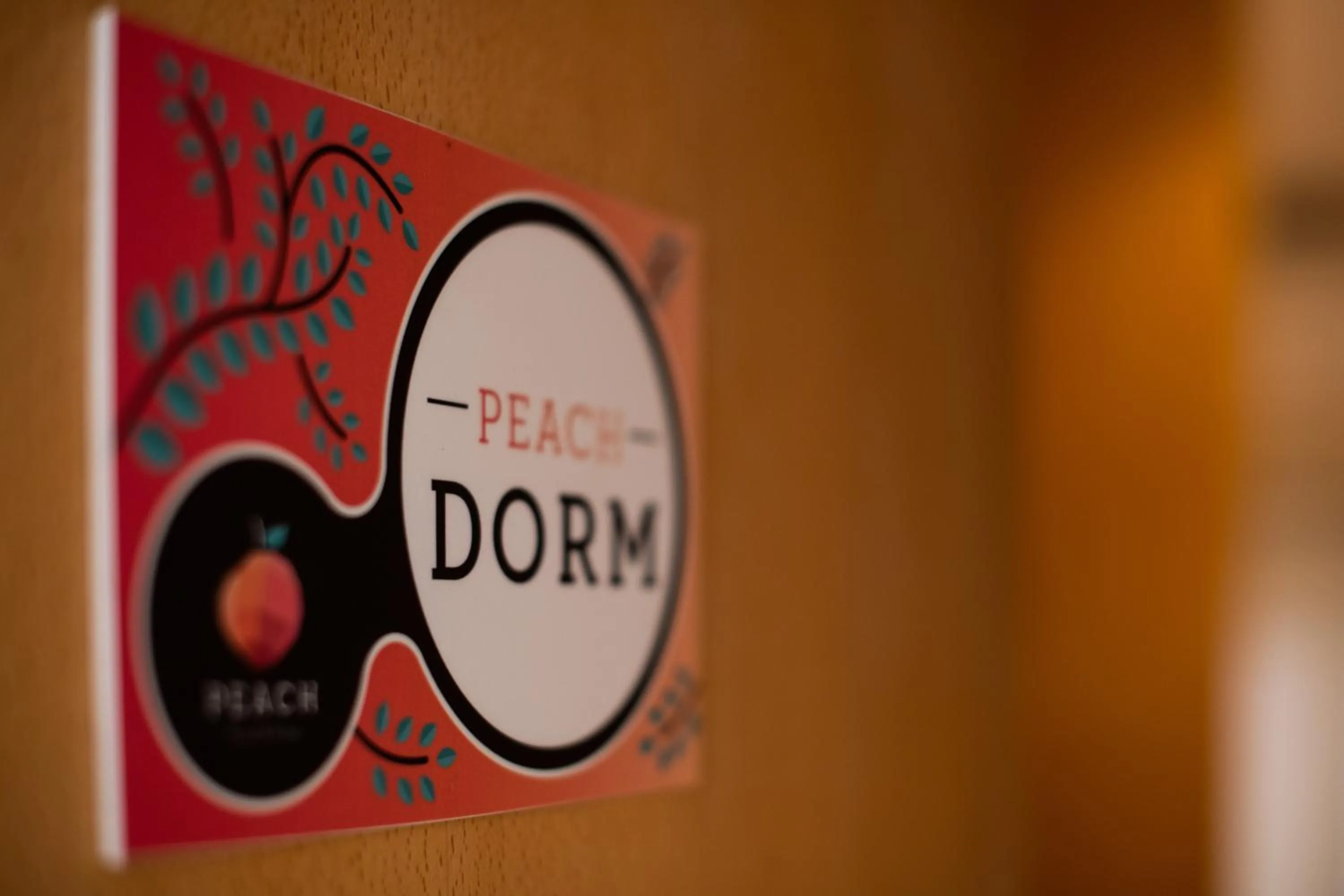 Peach Hostel & Suites