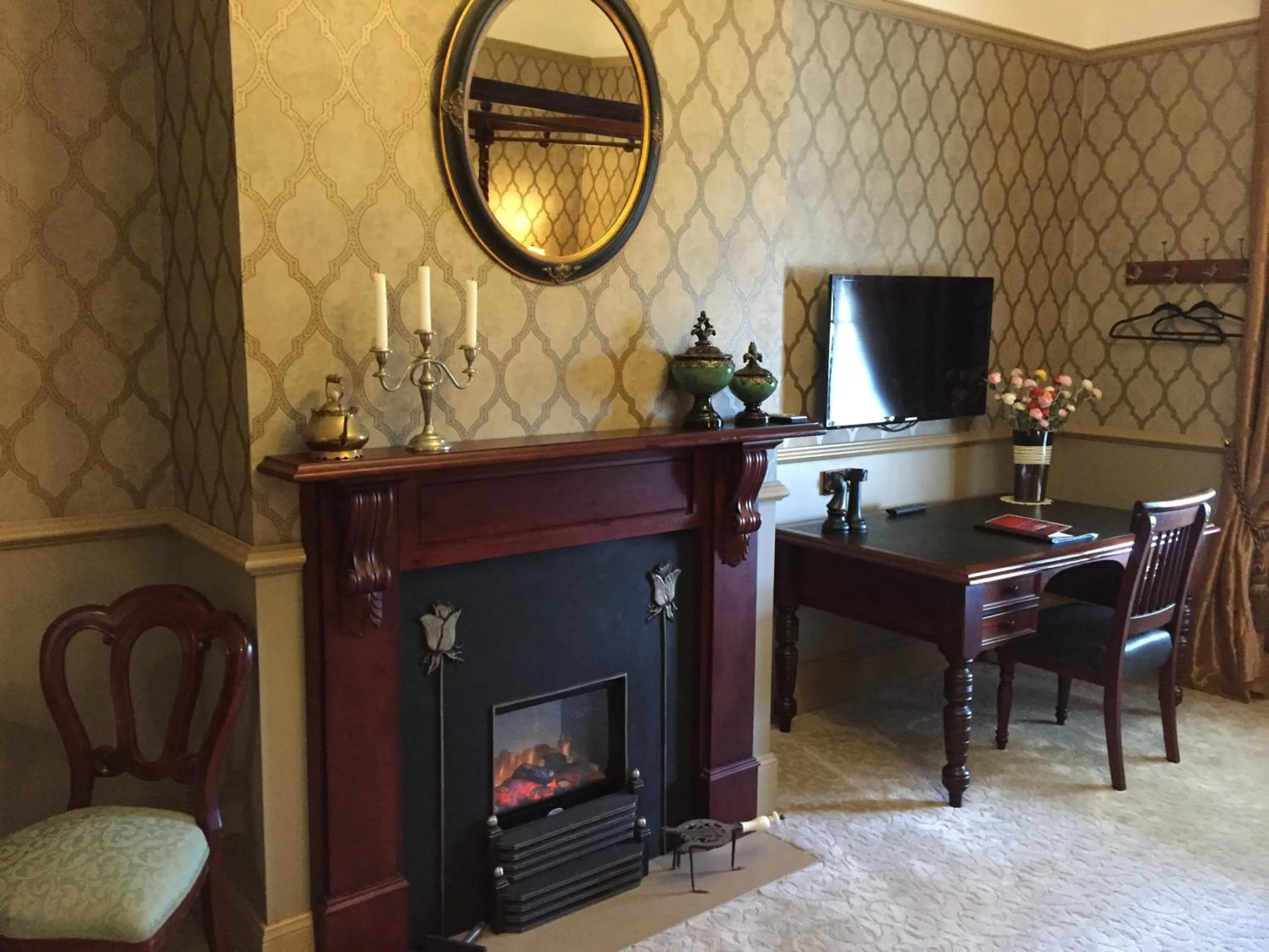 TV and multimedia in Bli Bli House Riverside Retreat