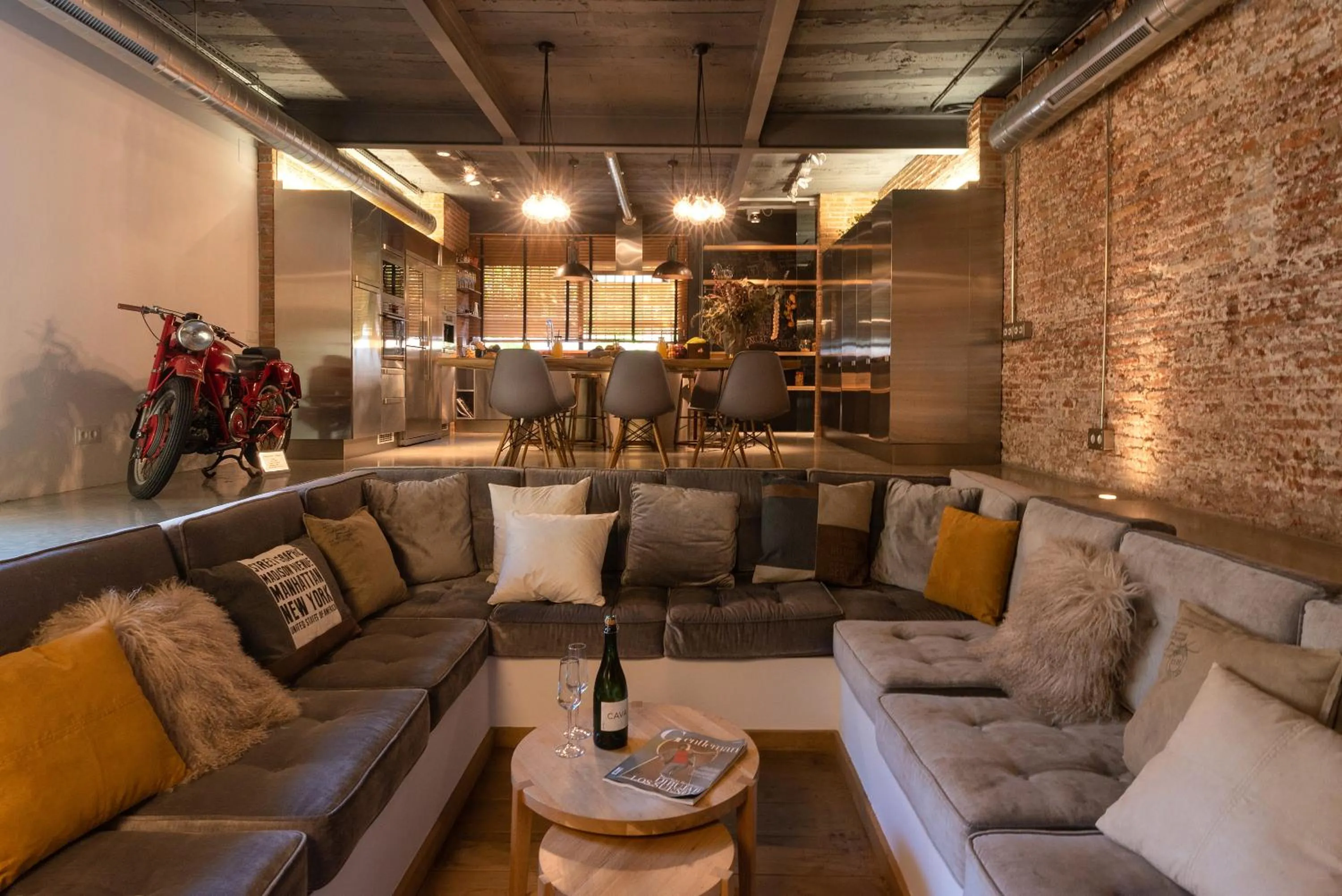 TV and multimedia in Petit Luxe Loft