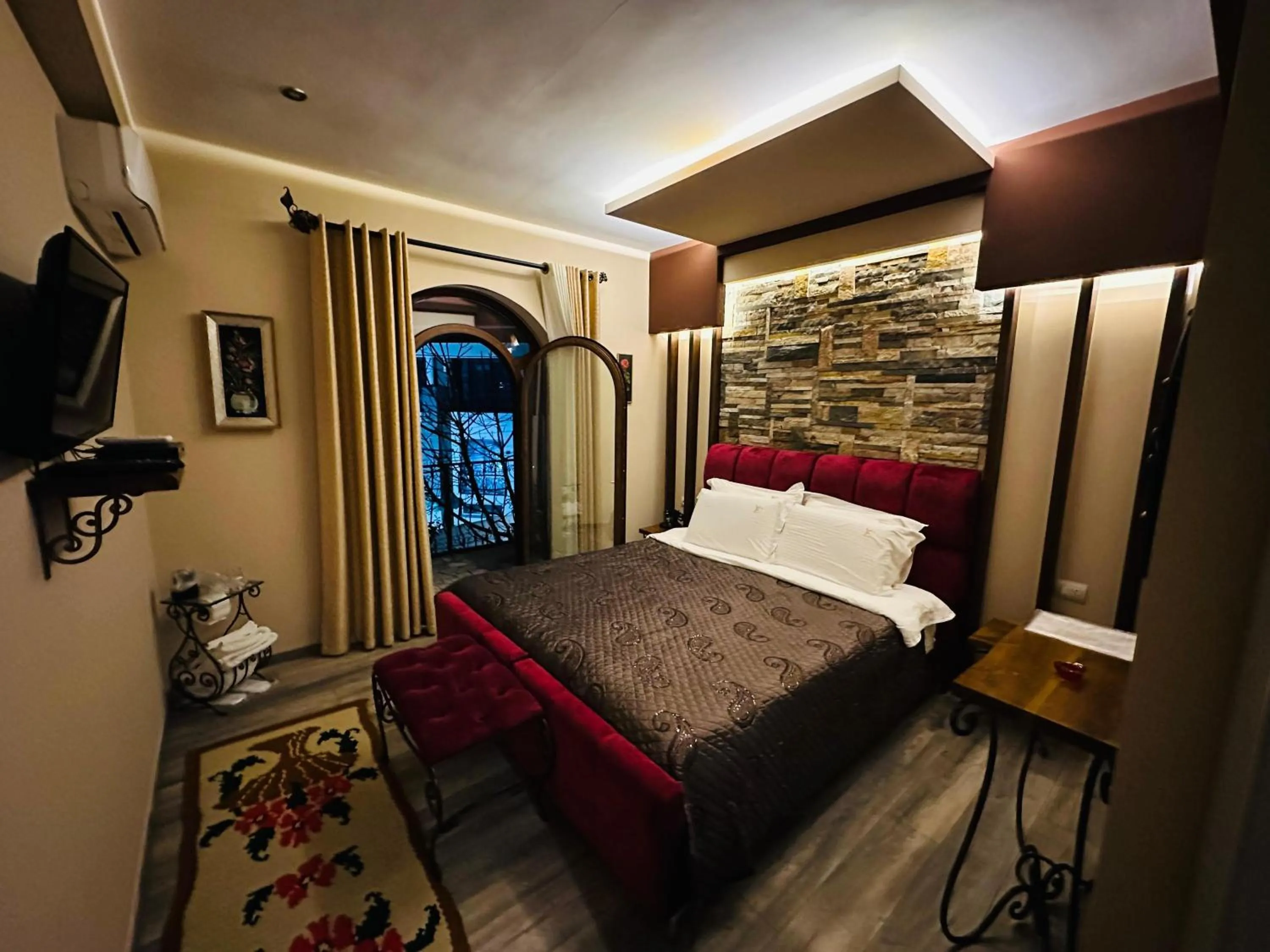 Bed in Vila Eden Boutique Hotel