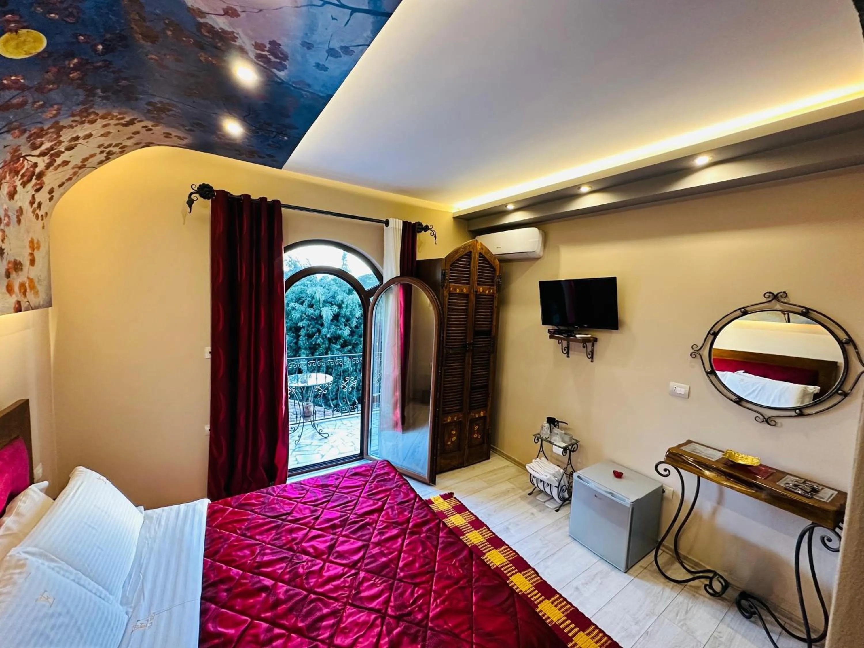 Bed in Vila Eden Boutique Hotel