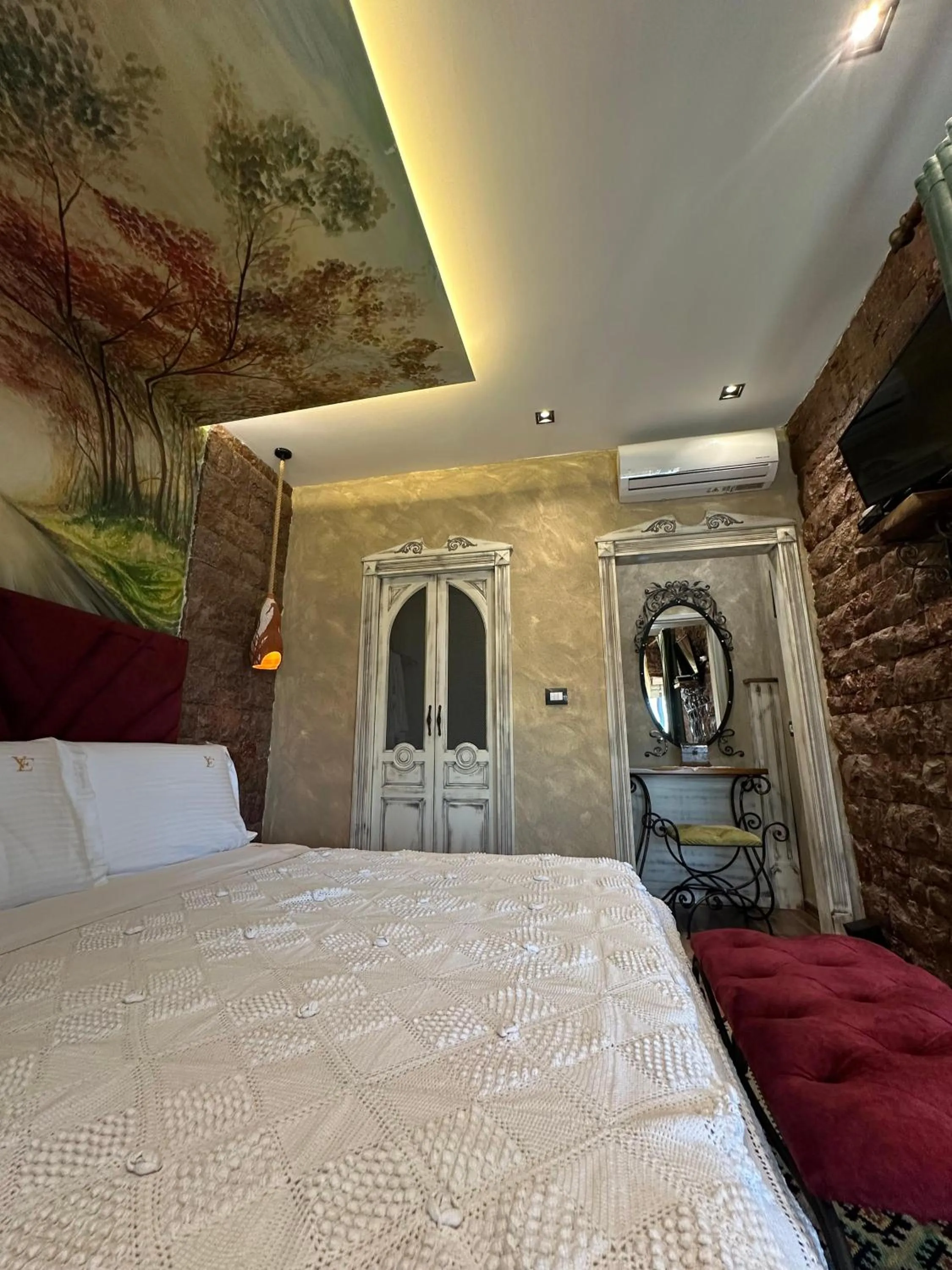 Bed in Vila Eden Boutique Hotel