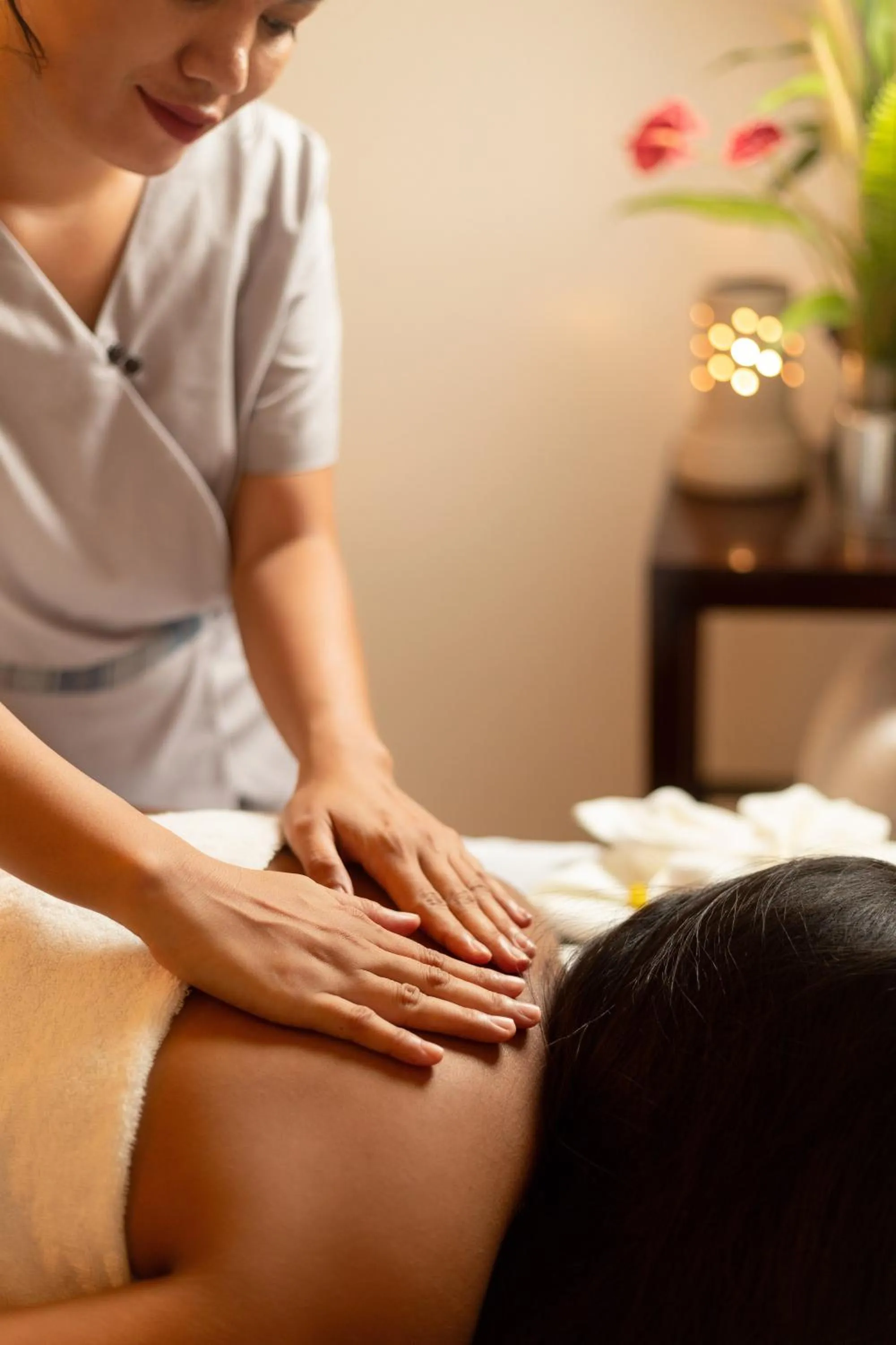 People in Occidental Paradise Dambulla