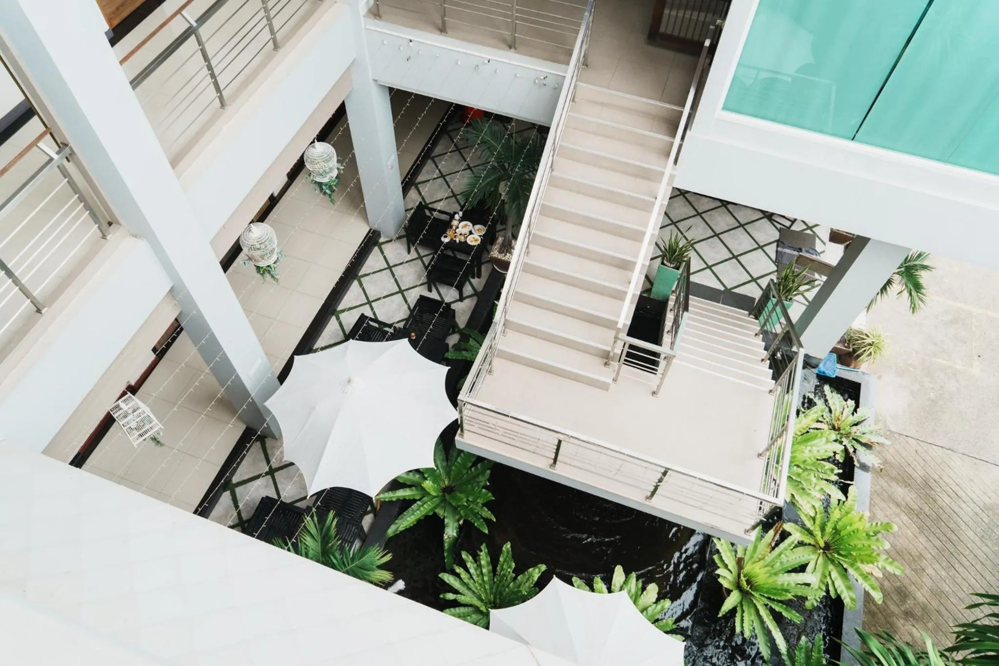 Green Hotel and Resort