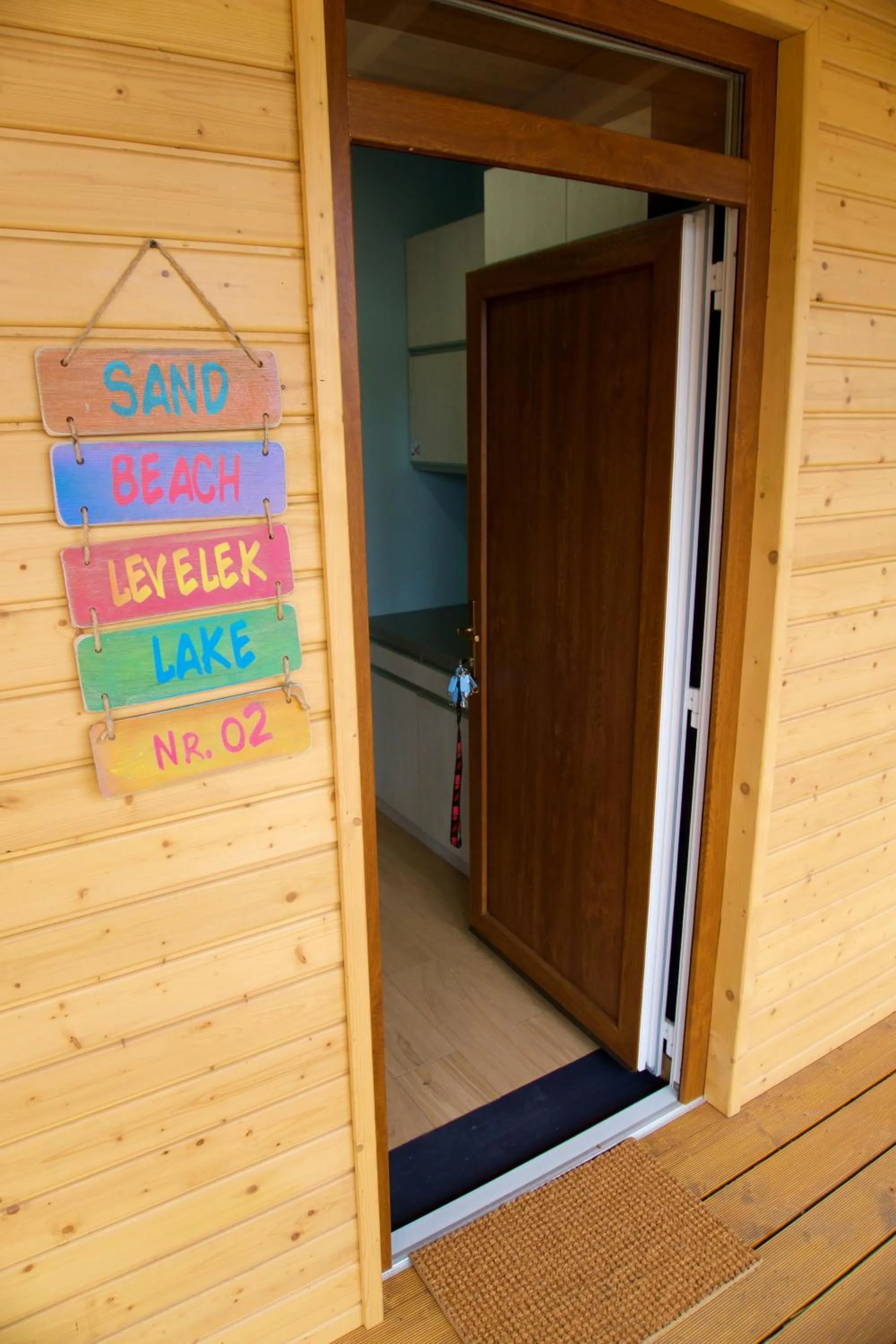 Facade/entrance in Halfarock Vízi-Erdei Apartmanház