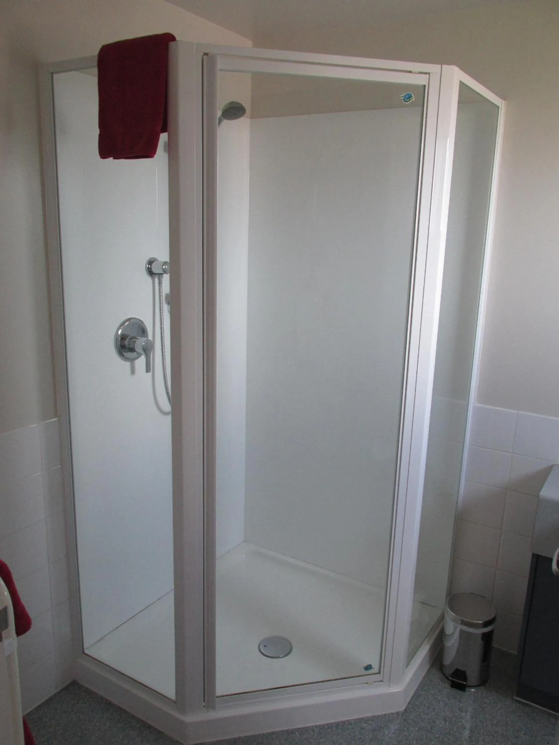 Shower in Addington Court Motel