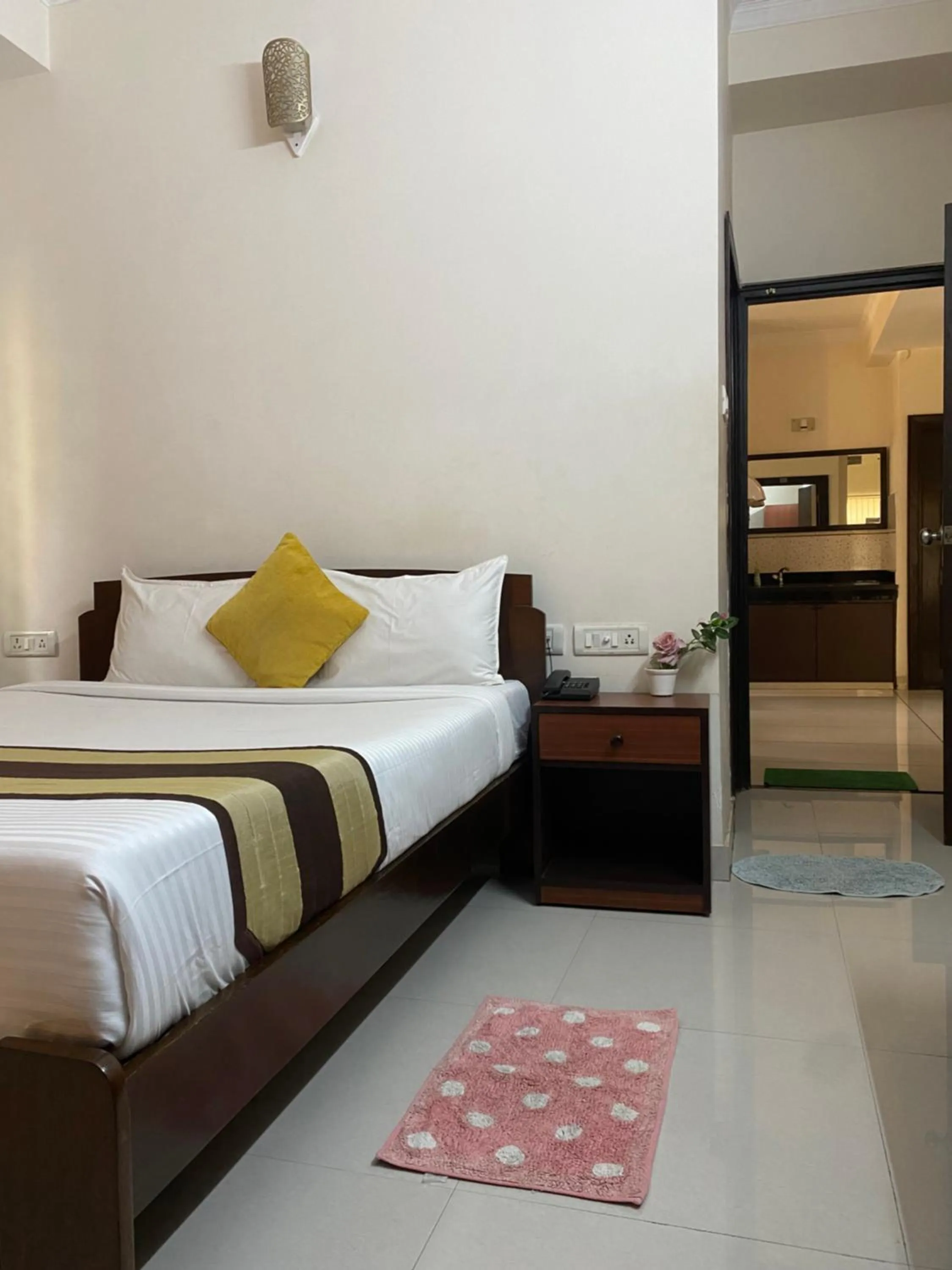 Bedroom, Bed in Krishna Kunja " A Quiet & Peaceful Stay "