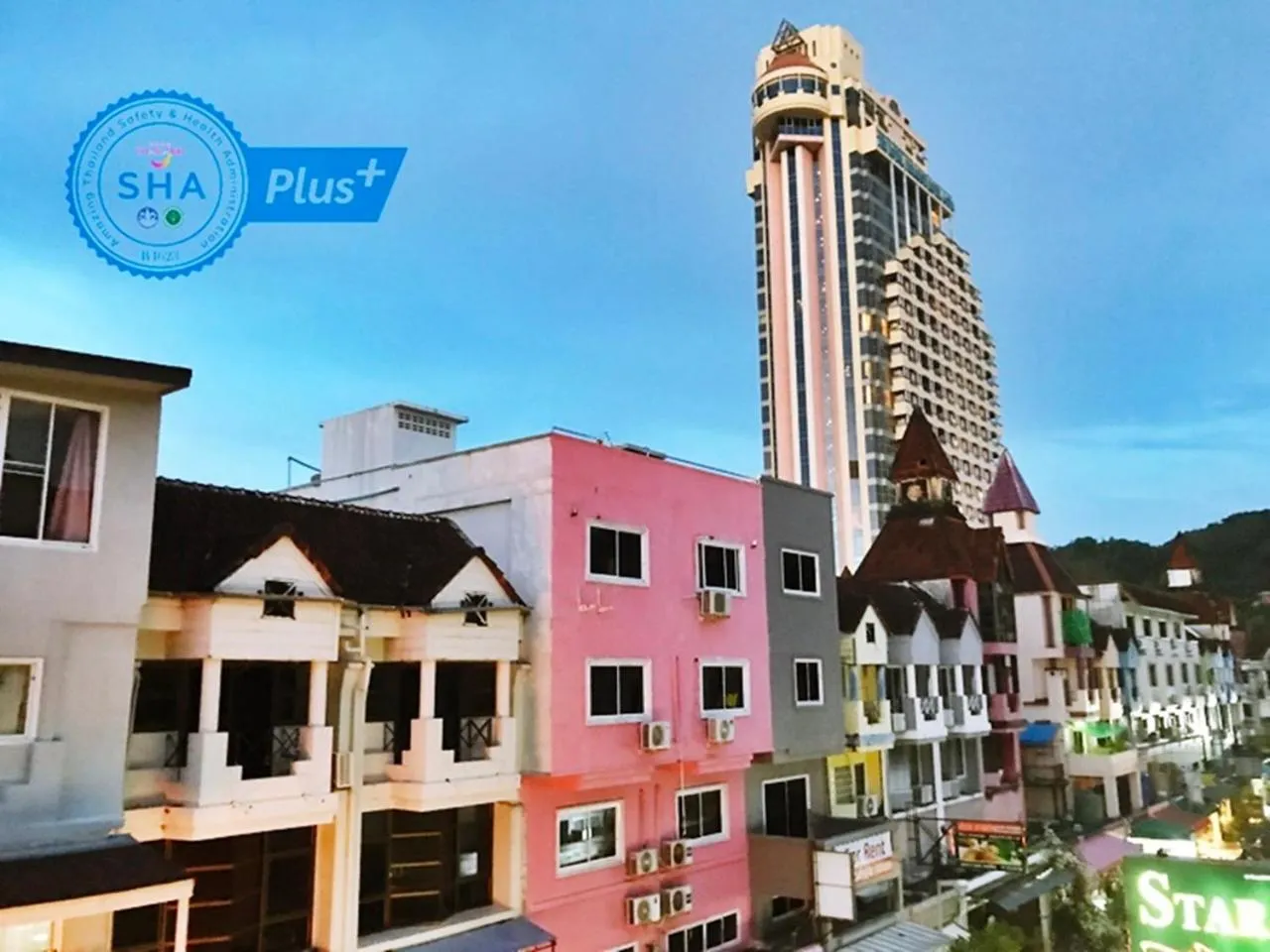 Nearby landmark in Le Tanjong House