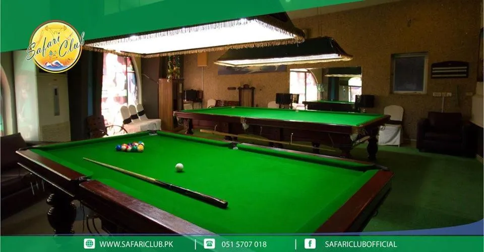 Billiard in Safari Club 1