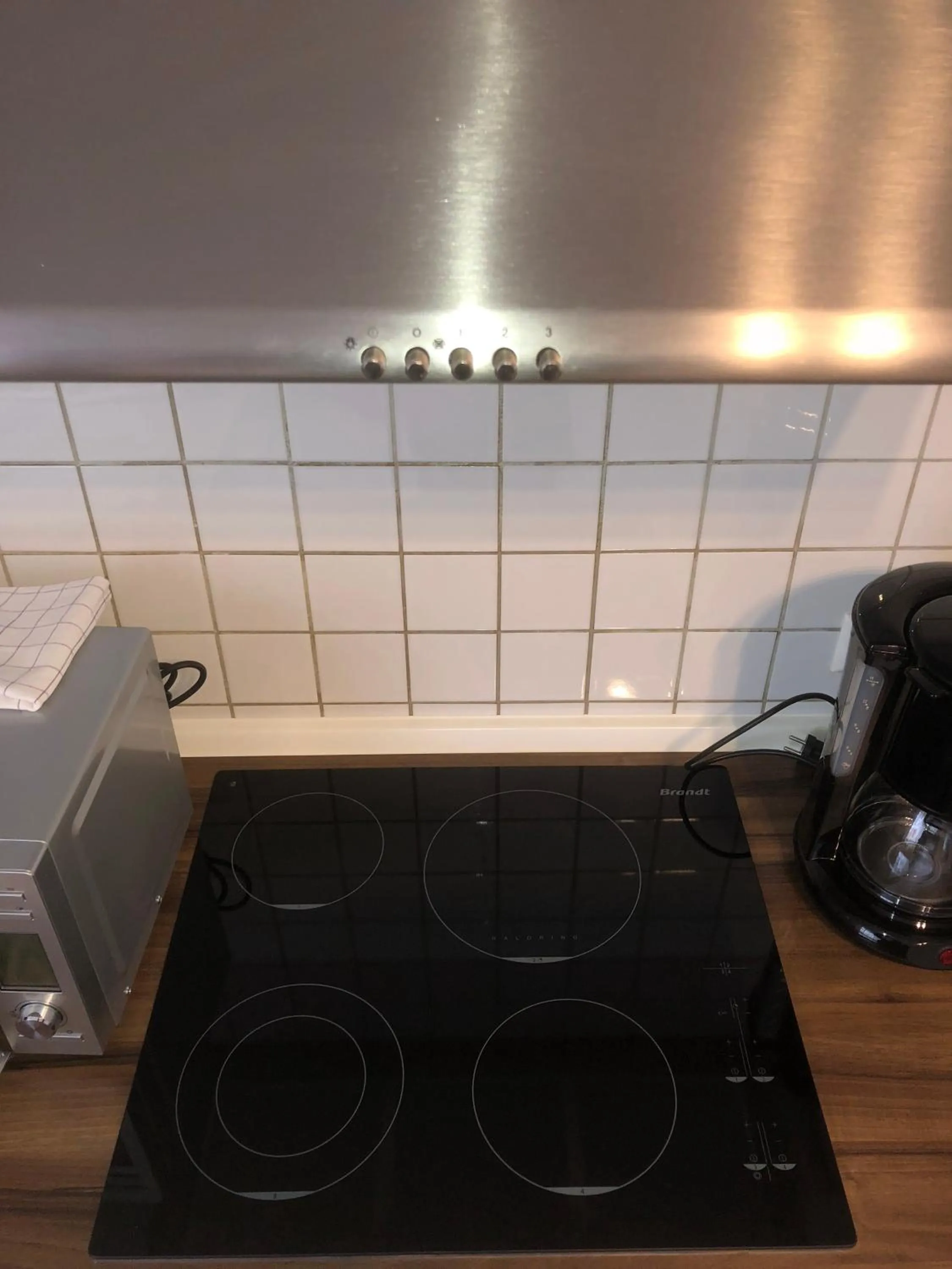 Kitchen or kitchenette, Kitchen/Kitchenette in Fewo Reutlingen Heinestrasse OG