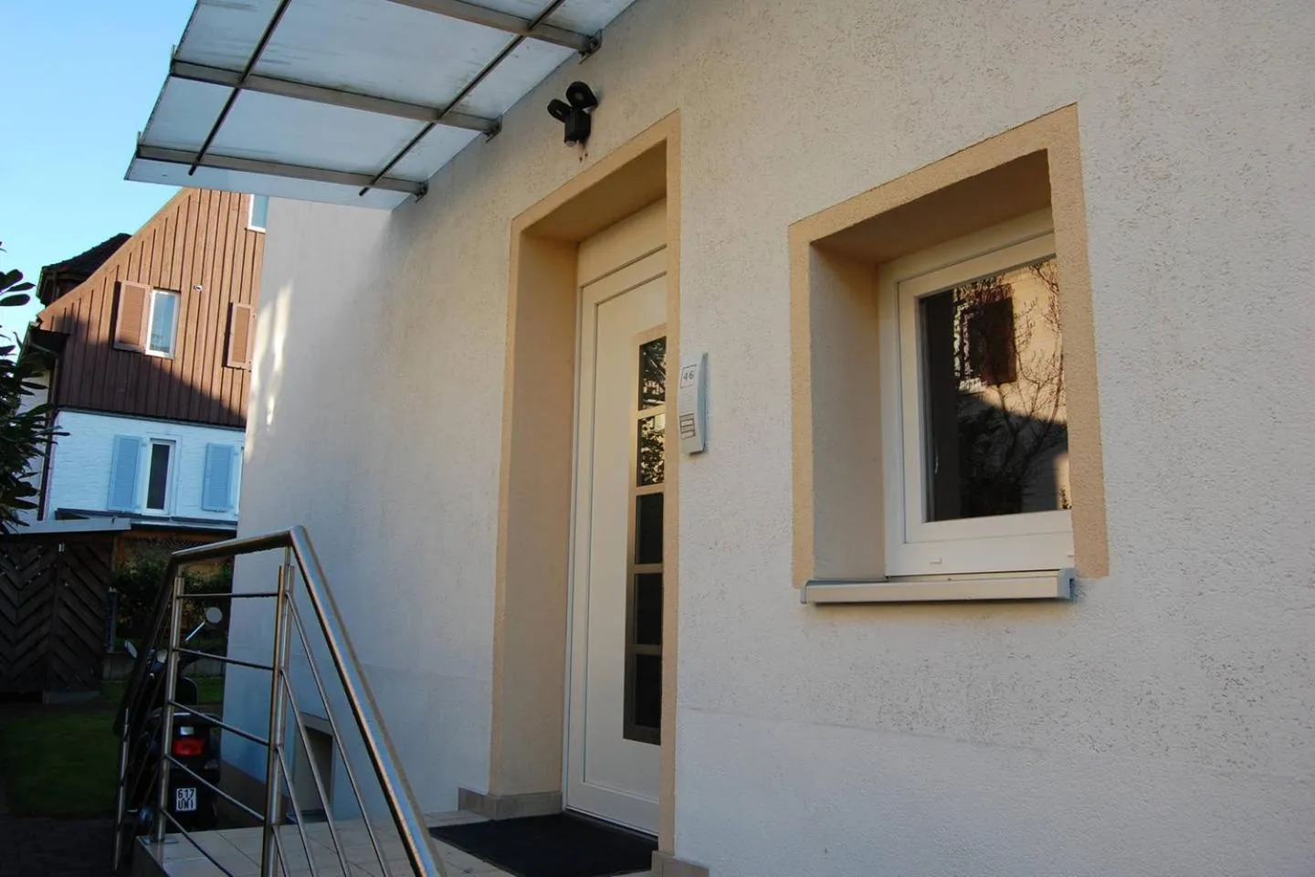 Property building, Balcony/Terrace in Fewo Reutlingen Heinestrasse OG