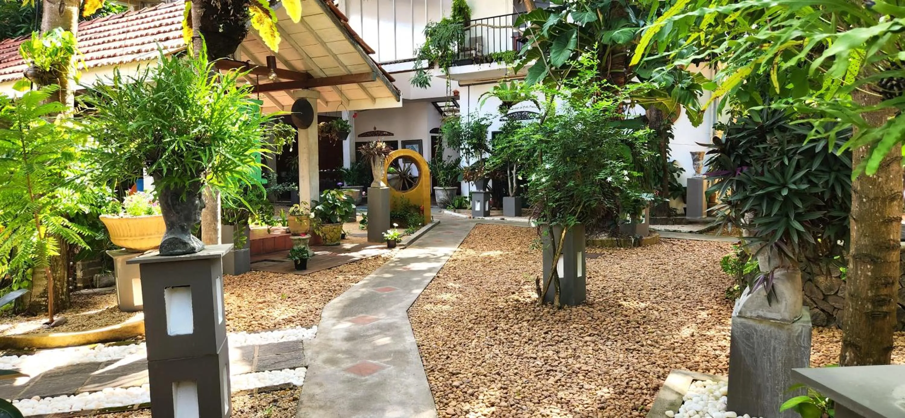 Garden in Gomez Place