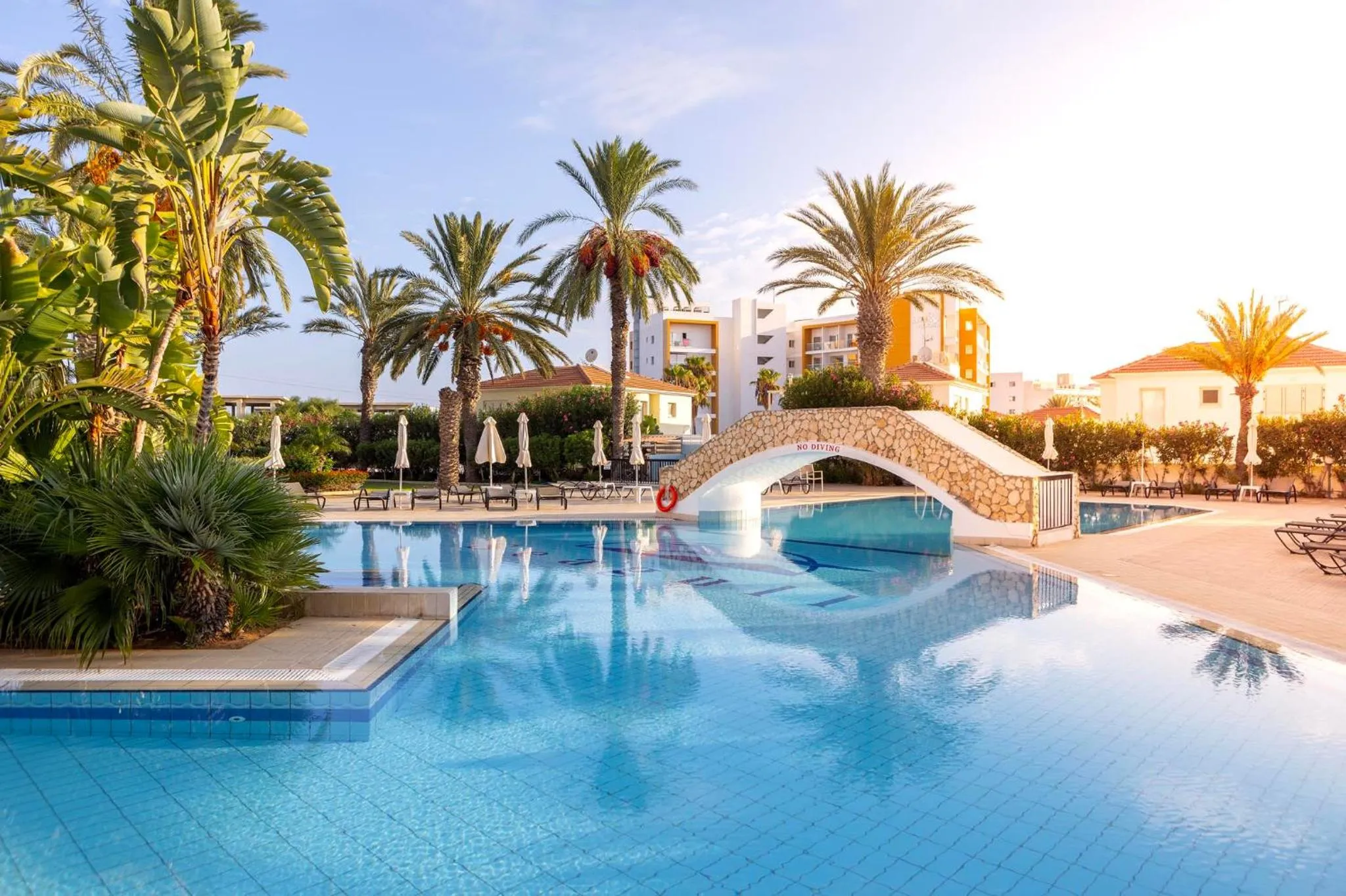Swimming pool in Seagull Hotel Apartments