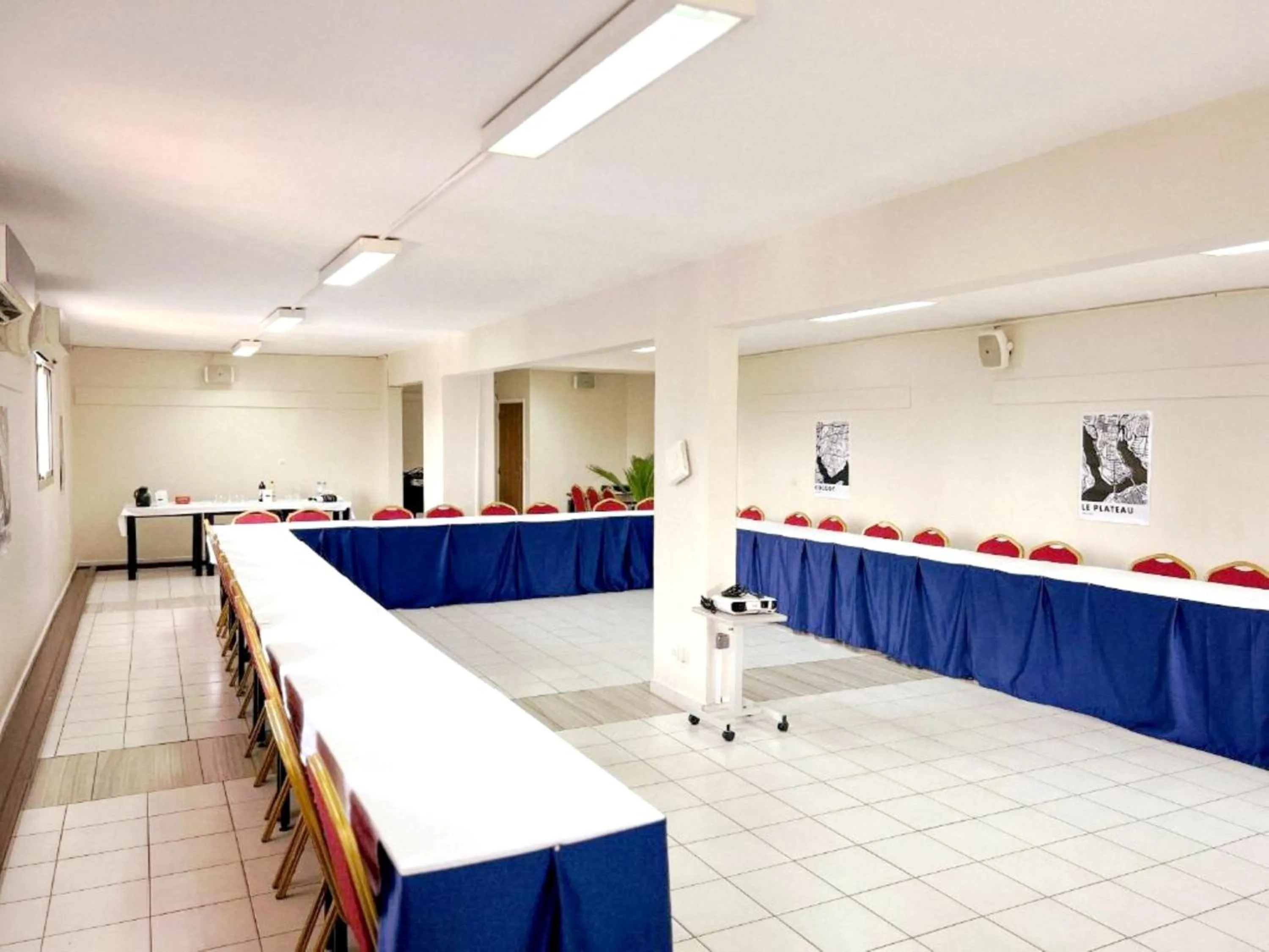 Meeting/conference room in Résidences Les Hauts de l'Indenié