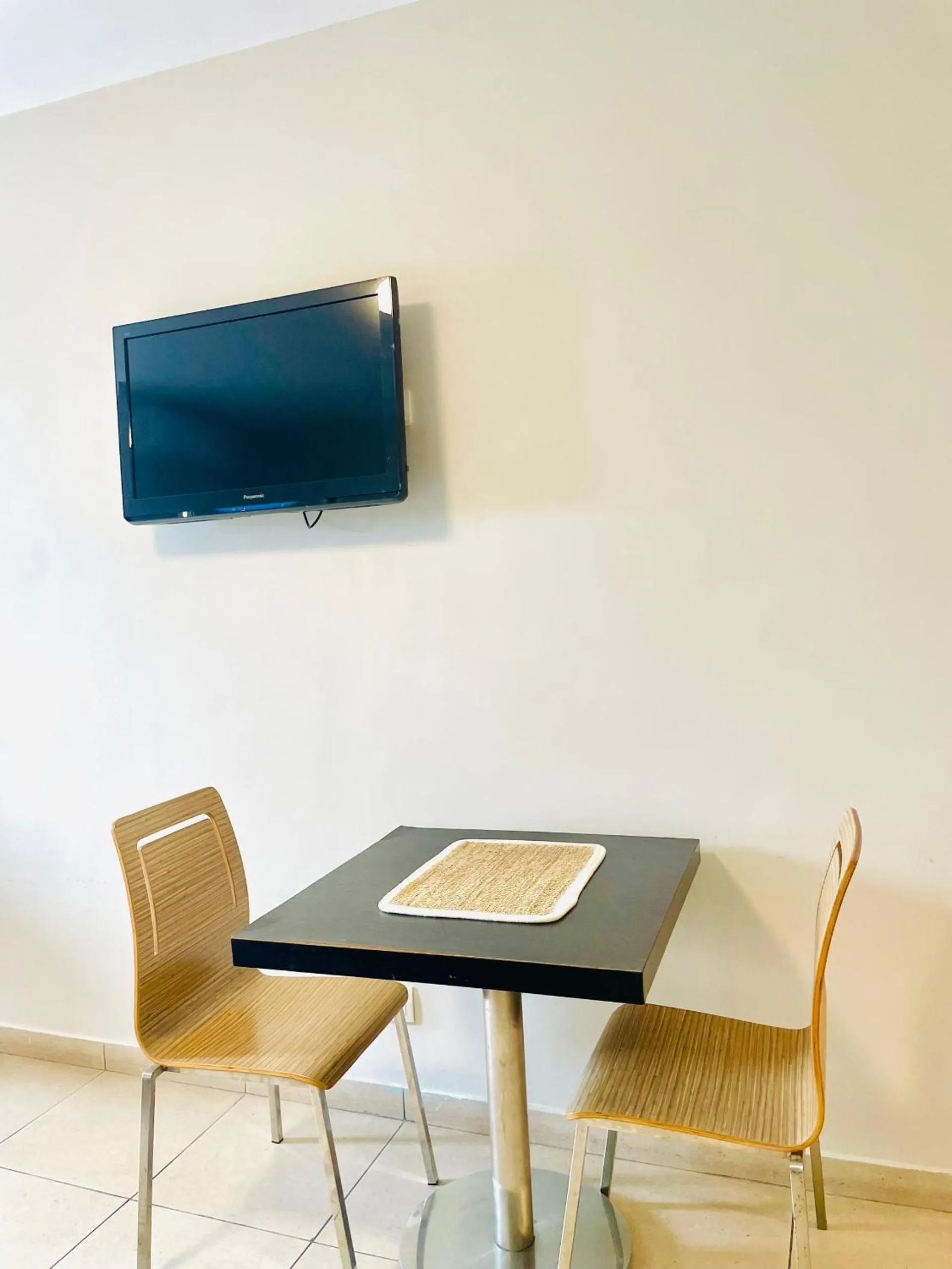 TV and multimedia in Résidences Les Hauts de l'Indenié