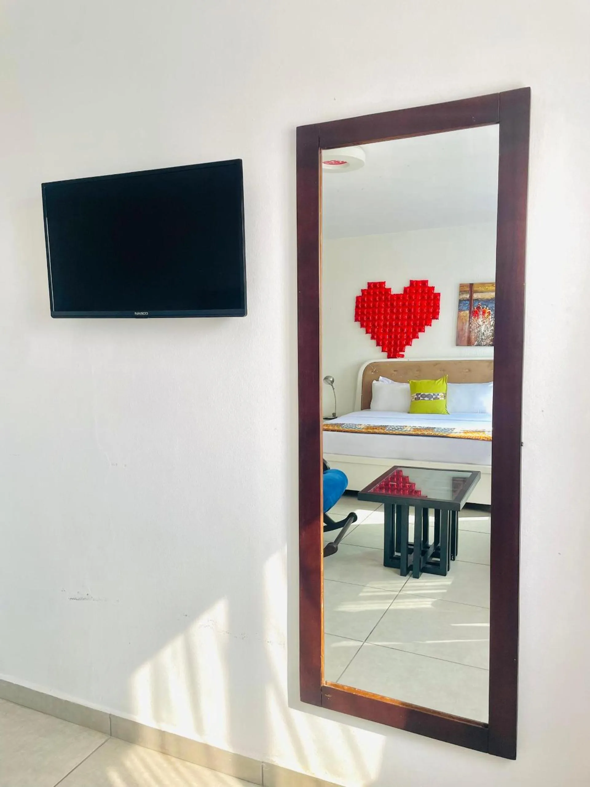 TV and multimedia in Résidences Les Hauts de l'Indenié