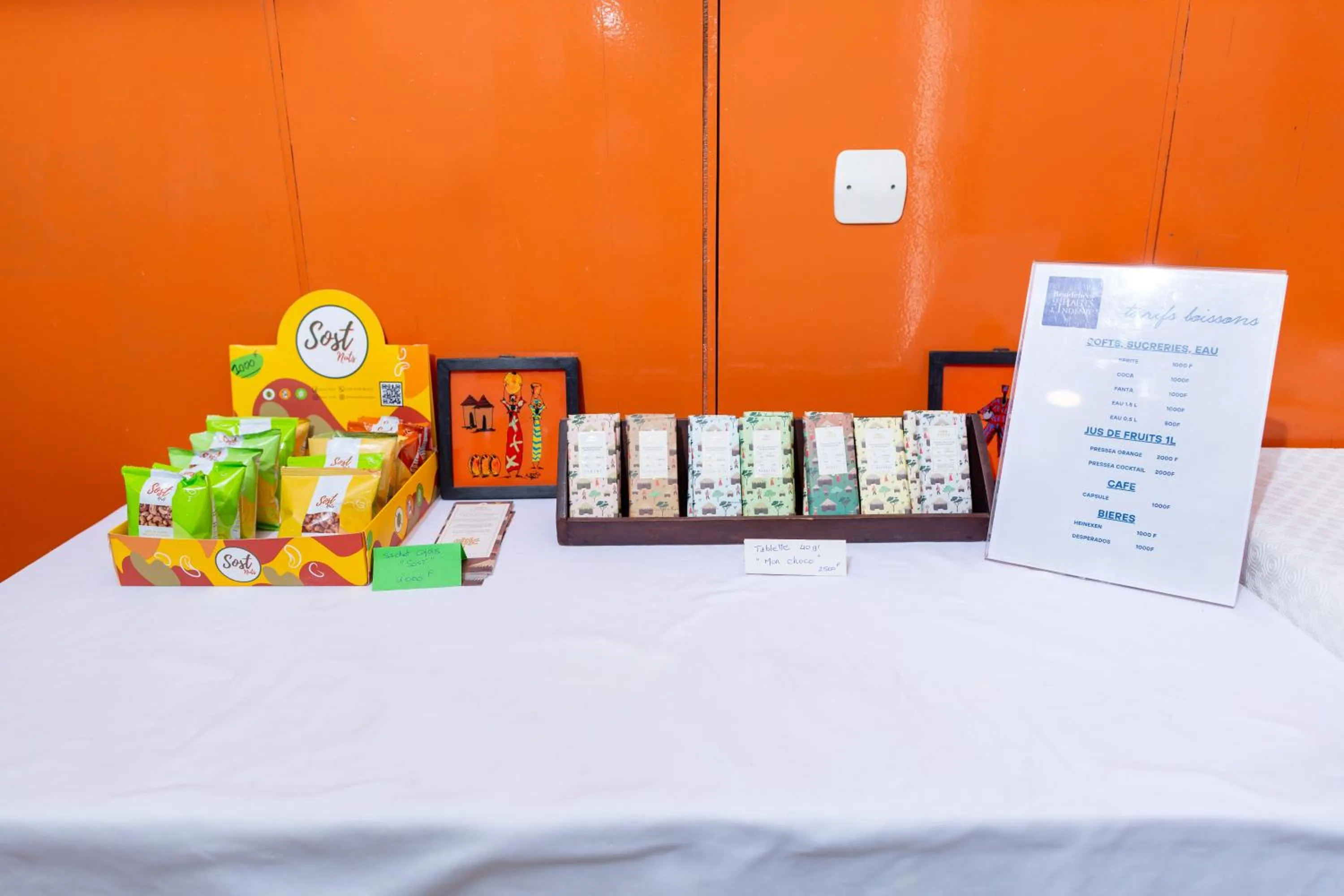 Restaurant/places to eat in Résidences Les Hauts de l'Indenié