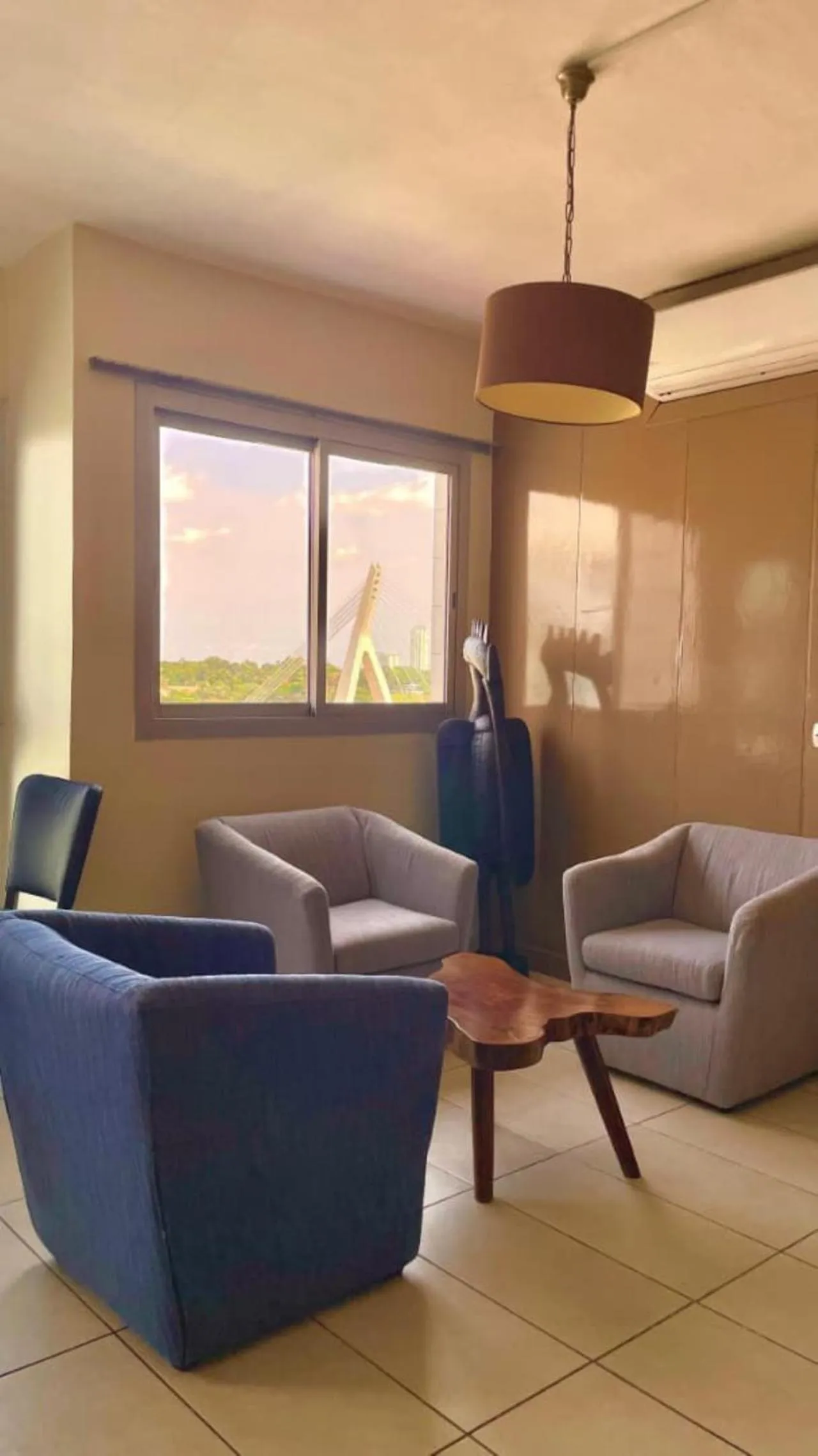 Restaurant/places to eat in Résidences Les Hauts de l'Indenié