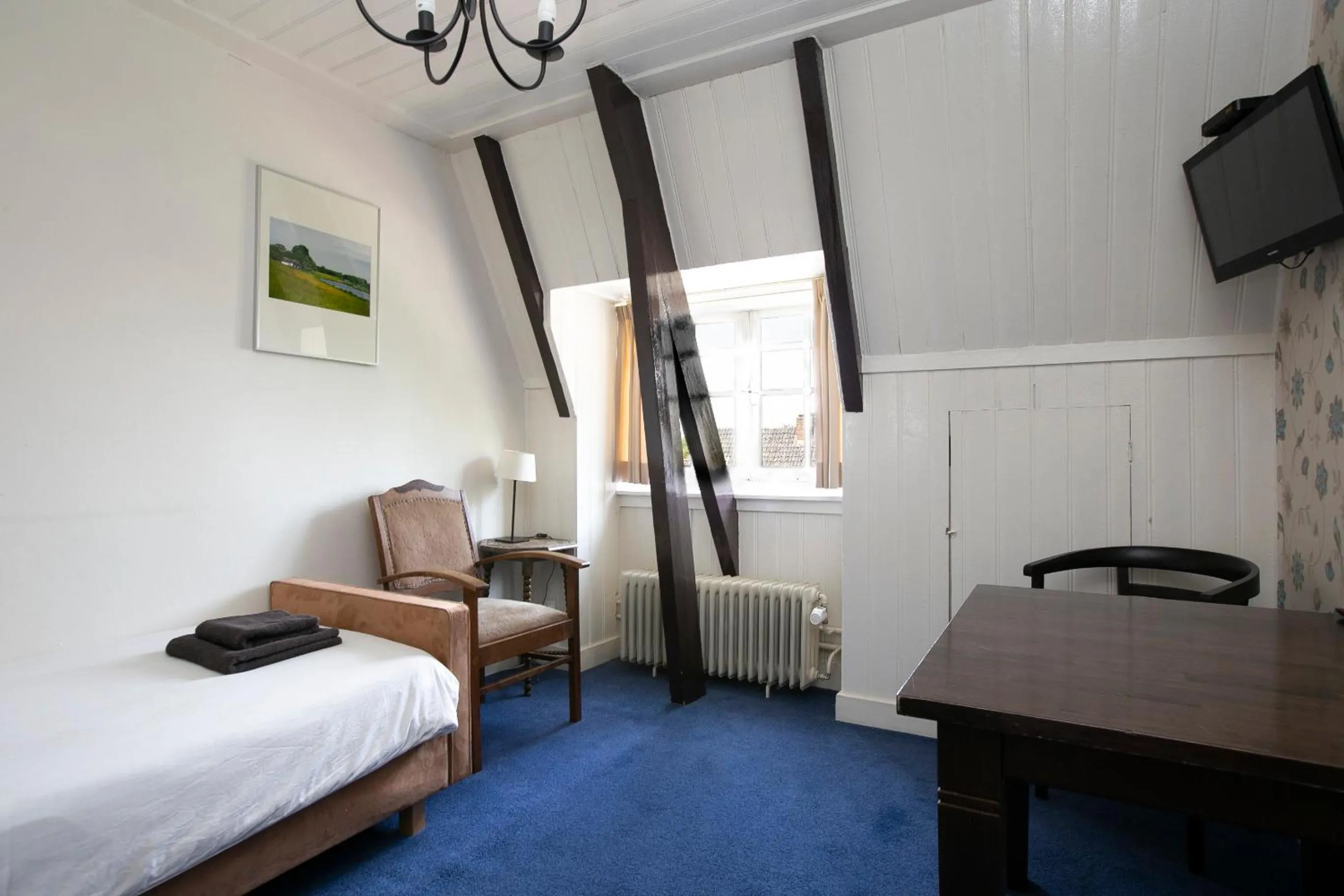 Property building, Bed in Het Klooster van Dalfsen