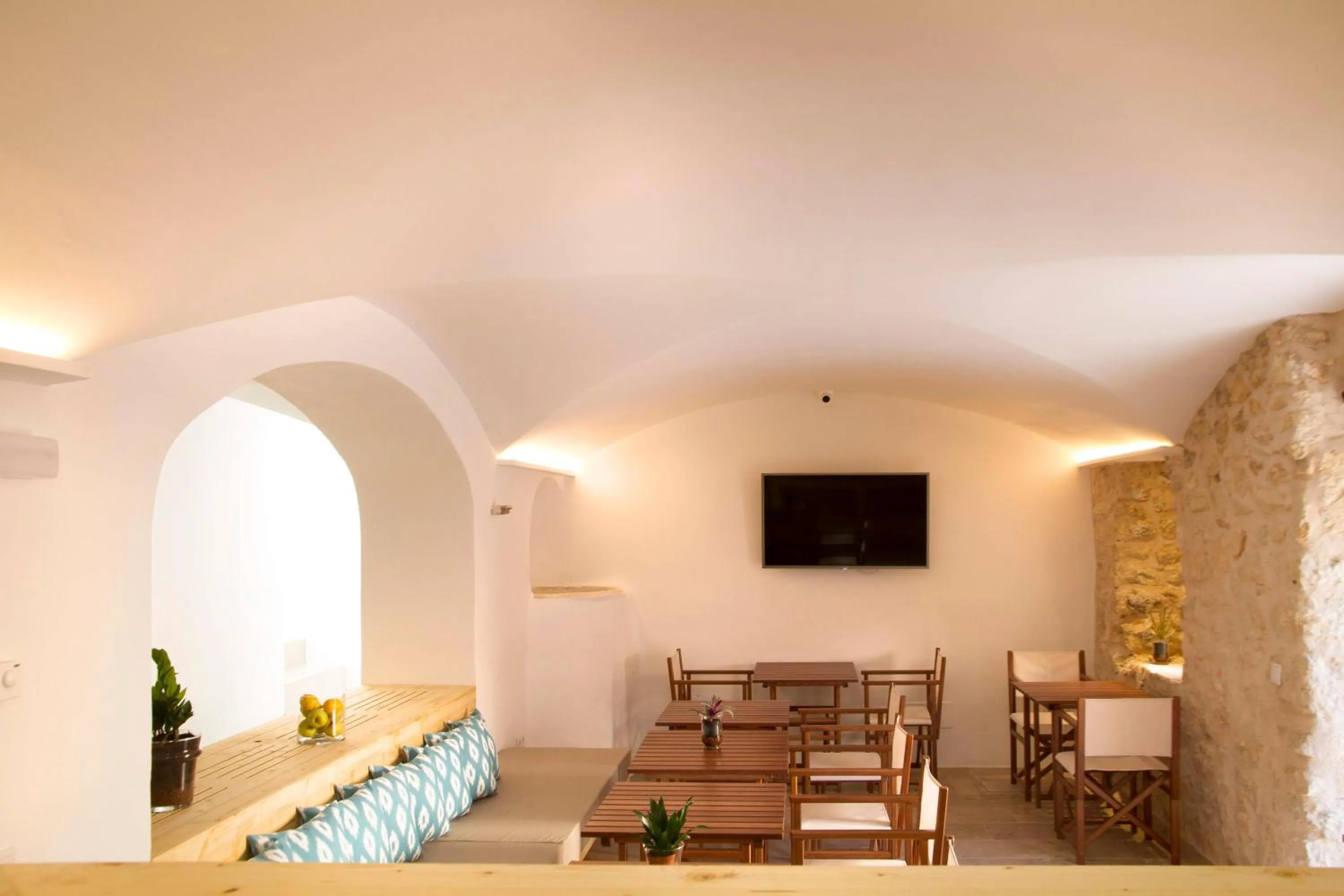 Communal lounge/ TV room in Angels Boutique - Turismo de interior