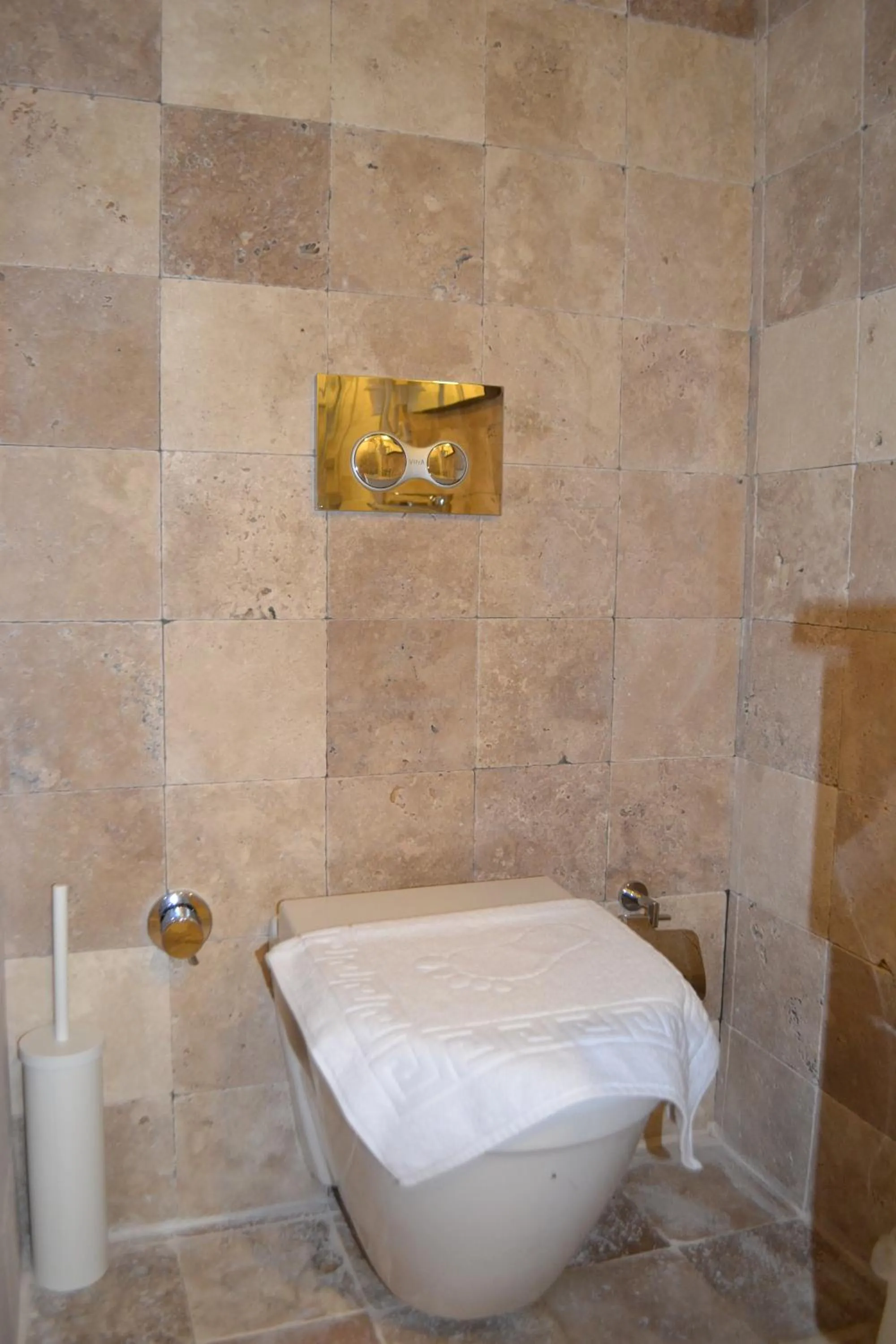 Bathroom in Teos Lodge Pansiyon