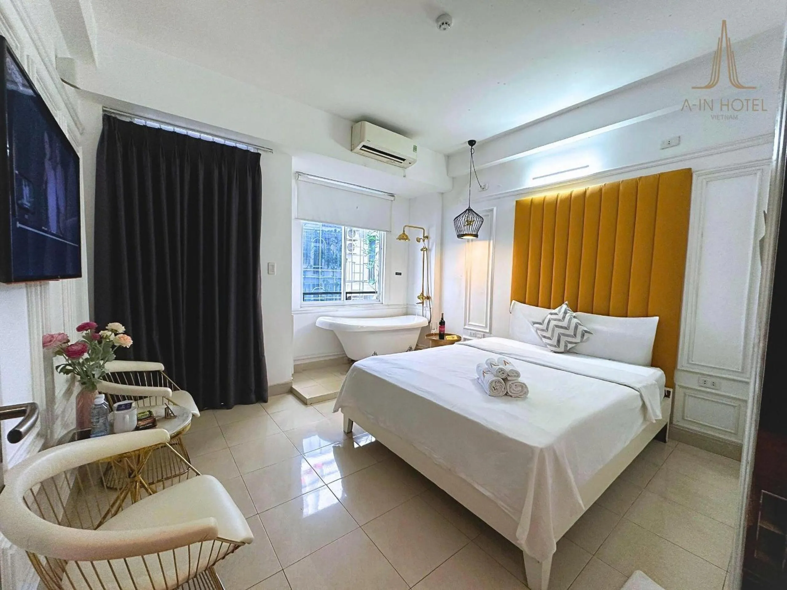 Bed in A In Hotel Glamour