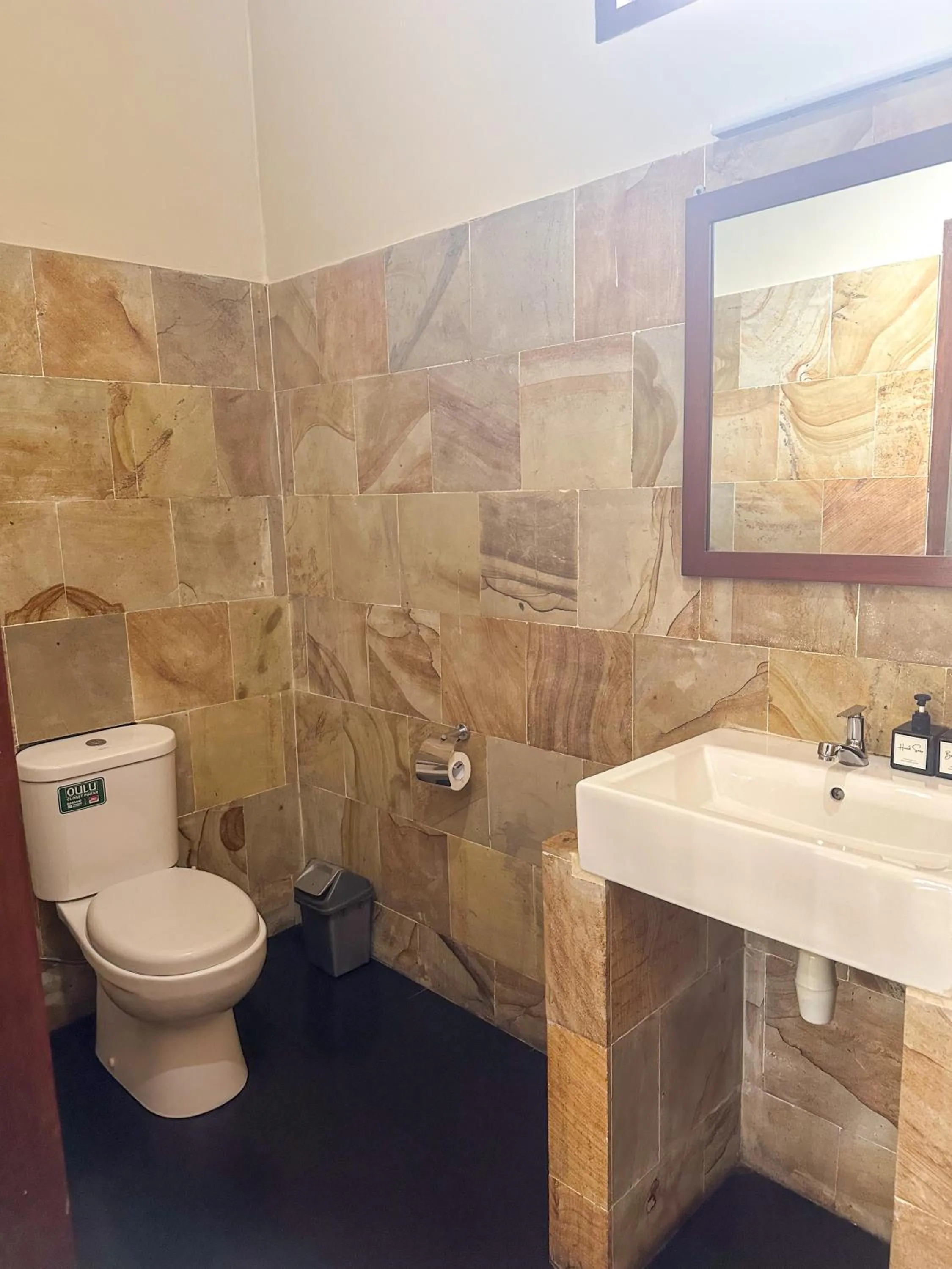 Shower in Trawangan Oasis