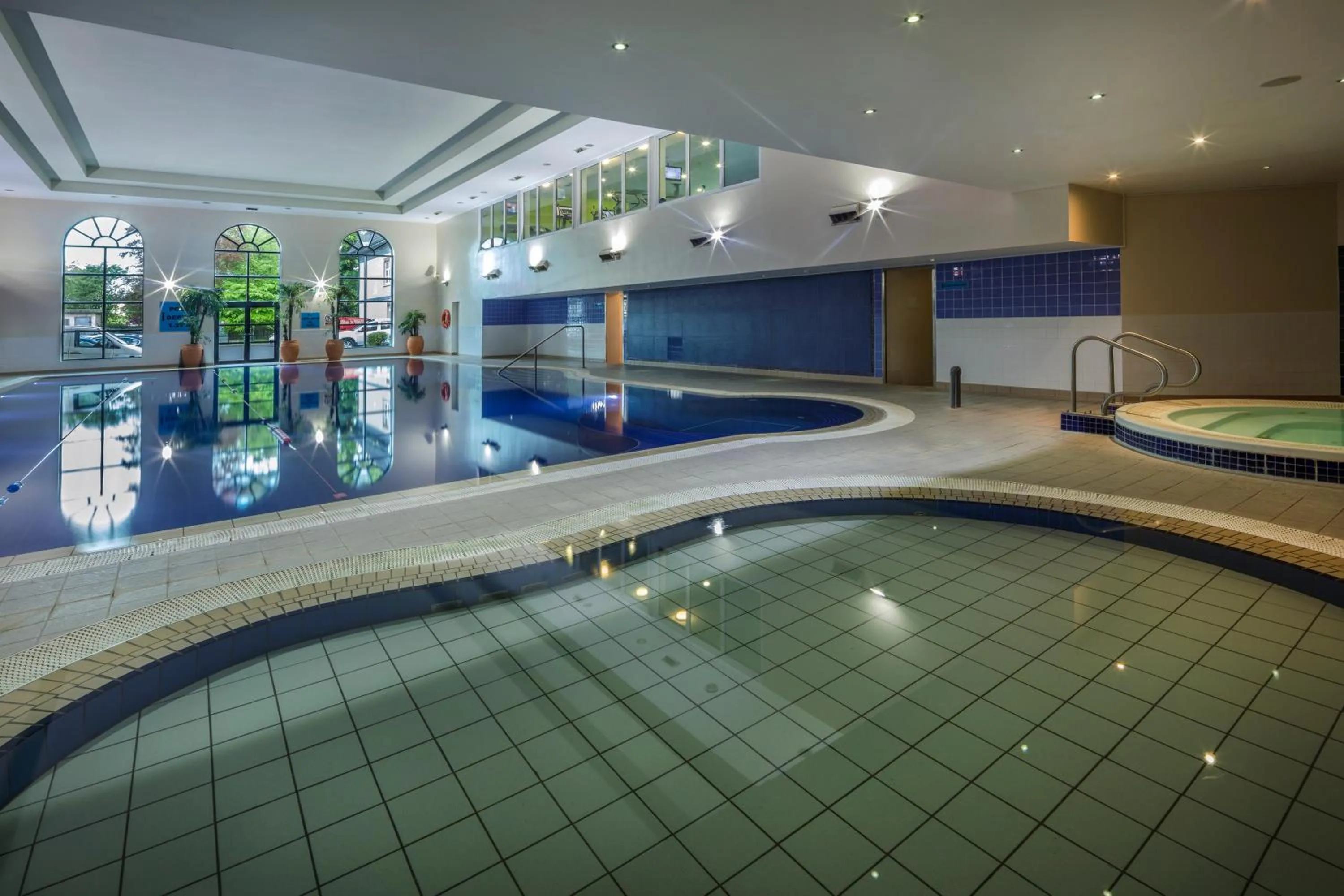 Swimming pool in Westgrove Hotel