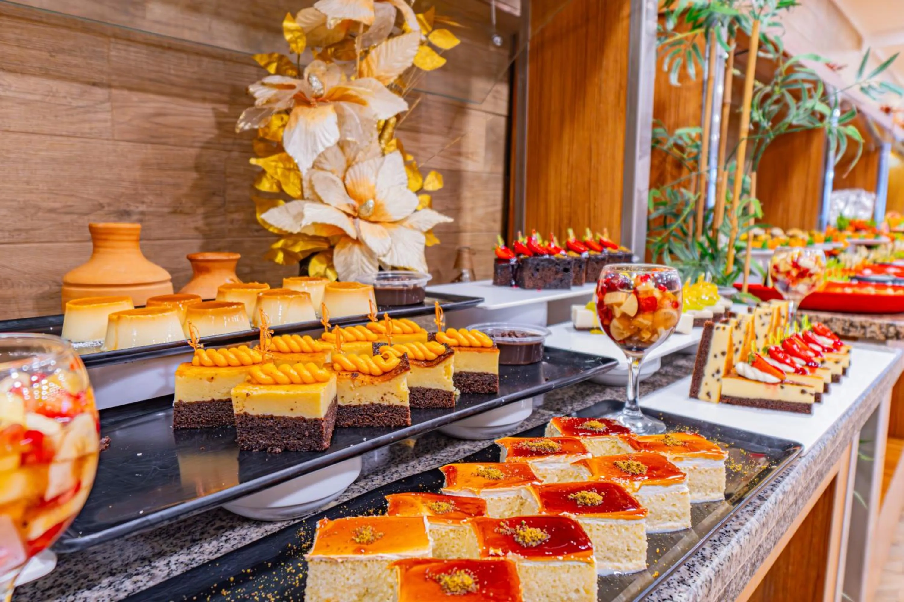 Dining area in Mesut Hotel
