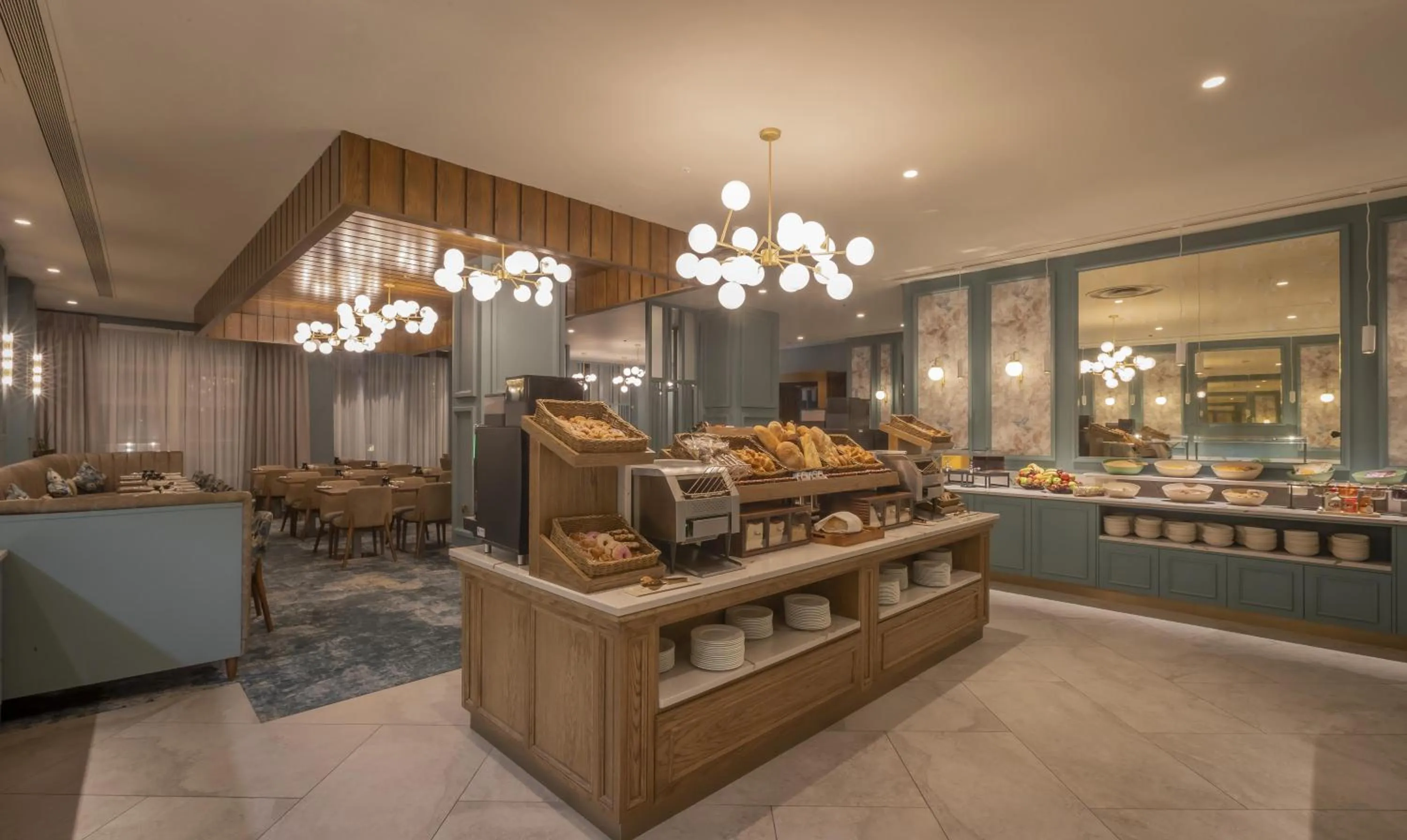 Restaurant/places to eat in Hilton Dublin