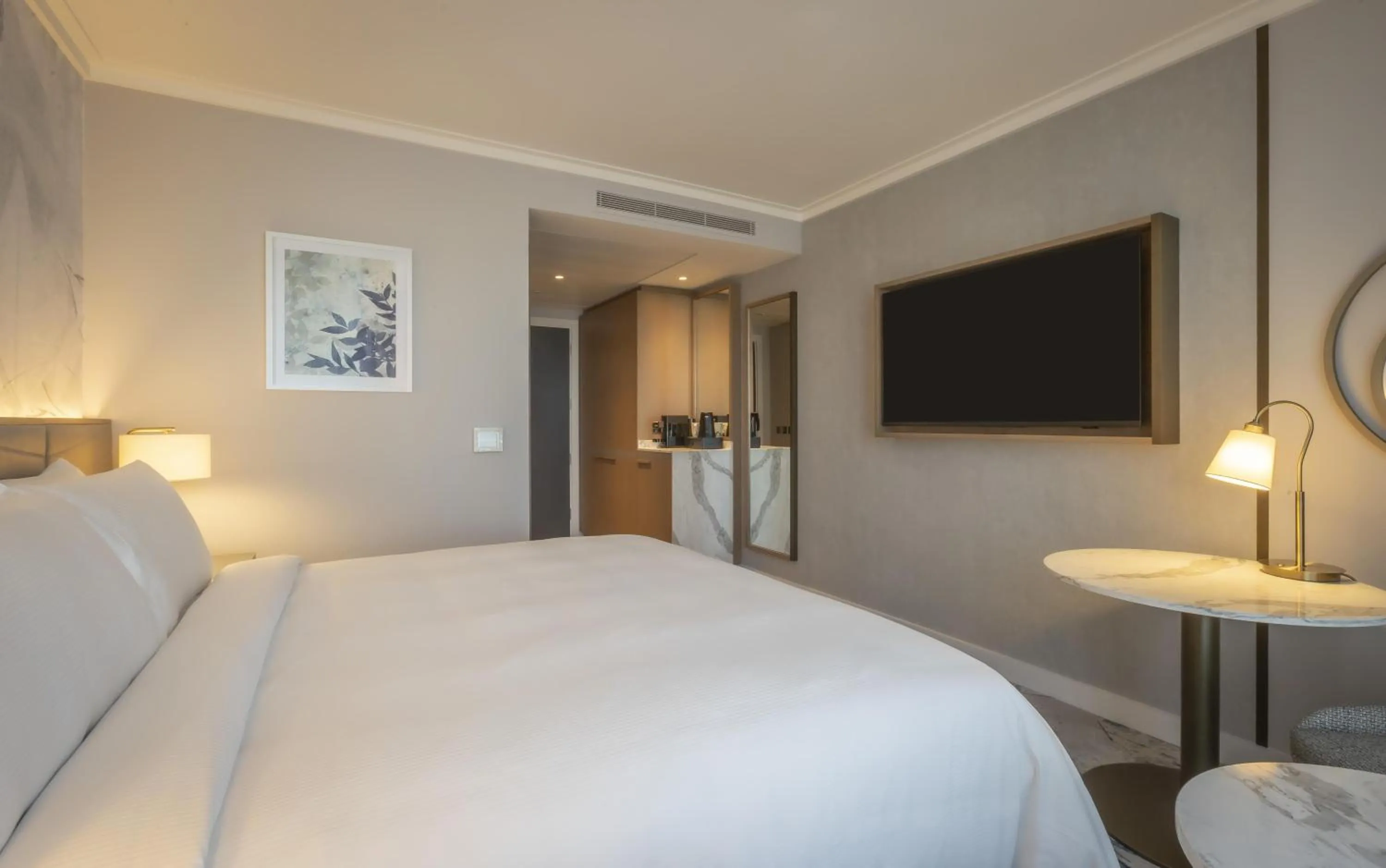 Bed in Hilton Dublin