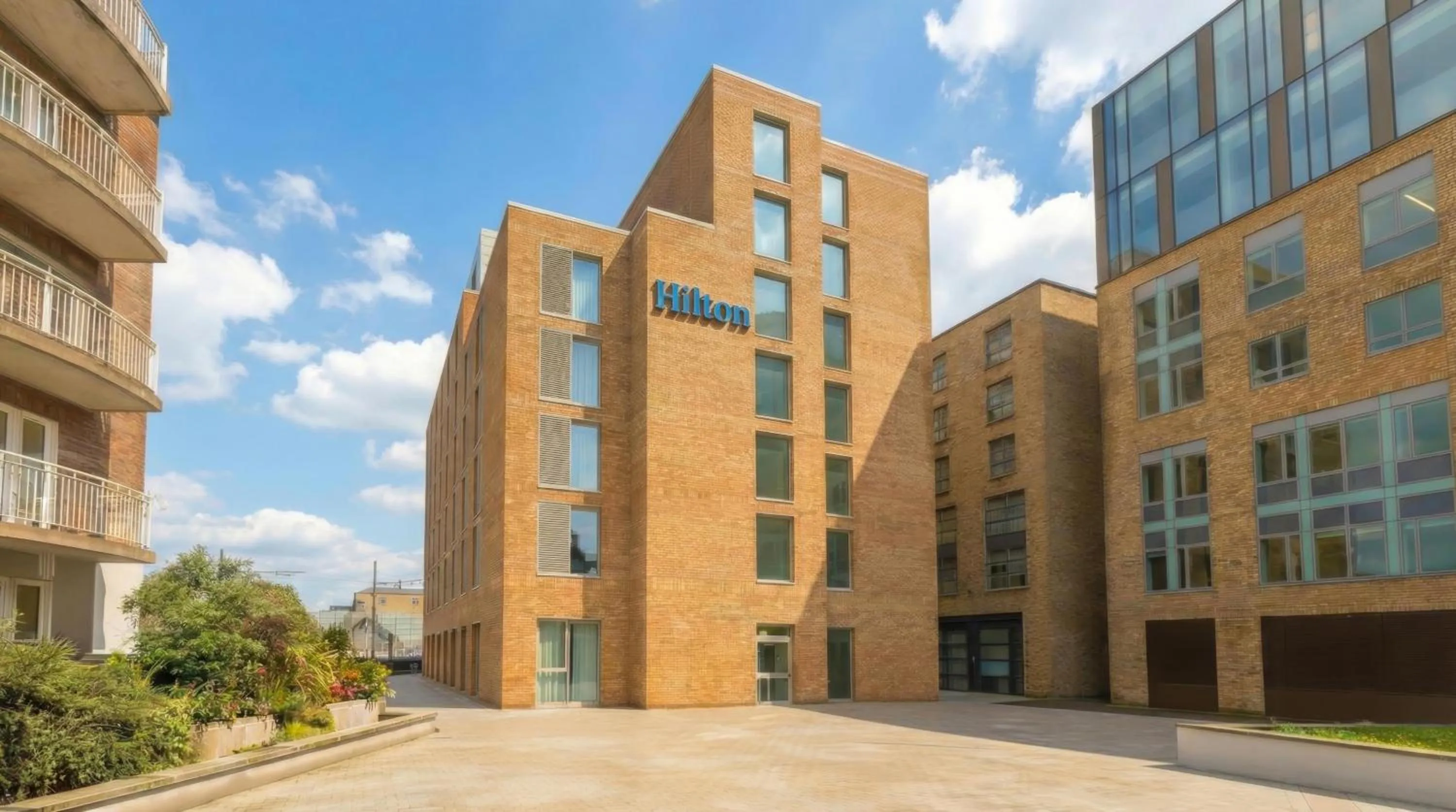 Property building in Hilton Dublin