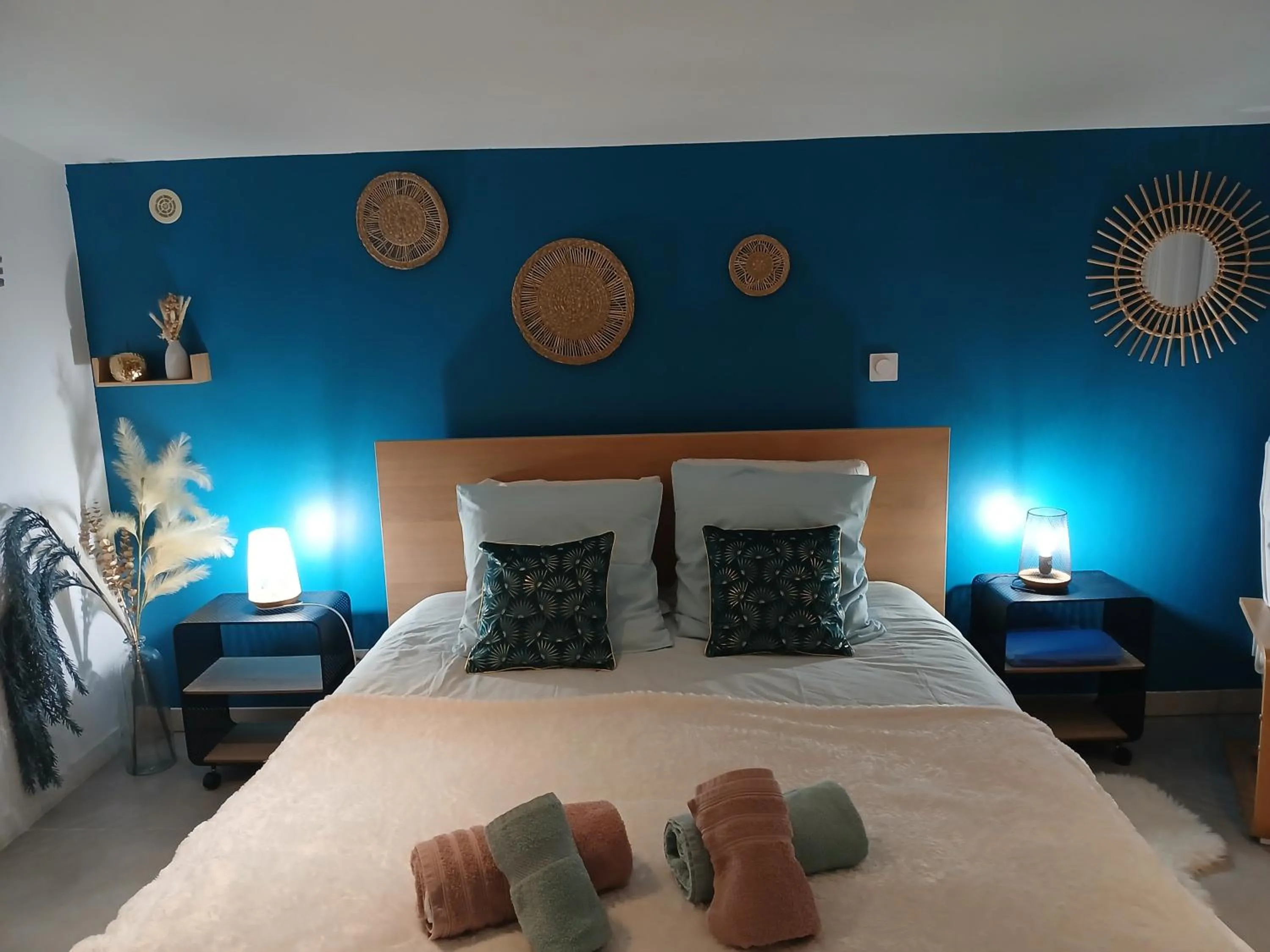Bedroom, Bed in Le Cosy Cabarieu détente & spa