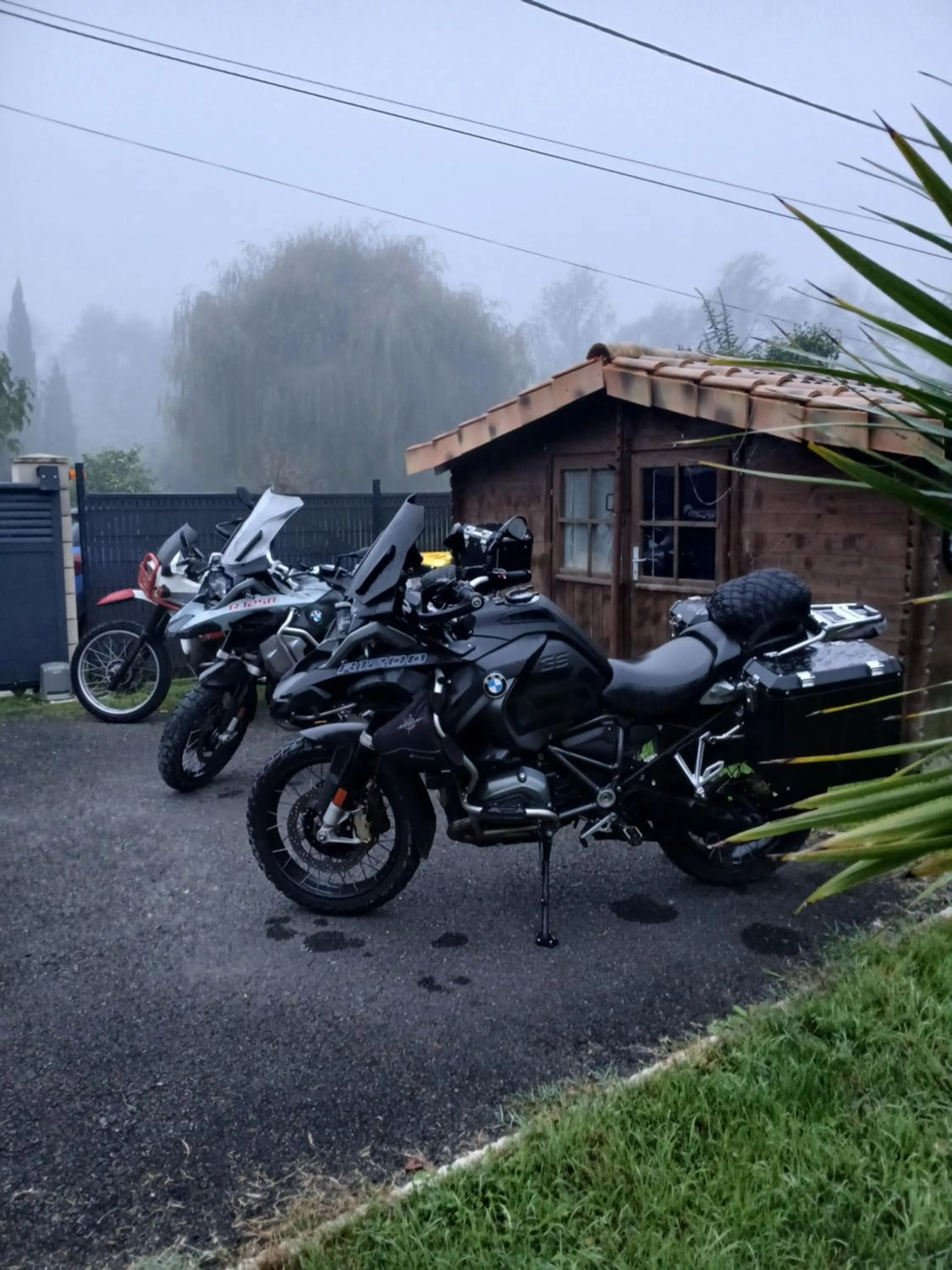 Parking in Le Cosy Cabarieu détente & spa