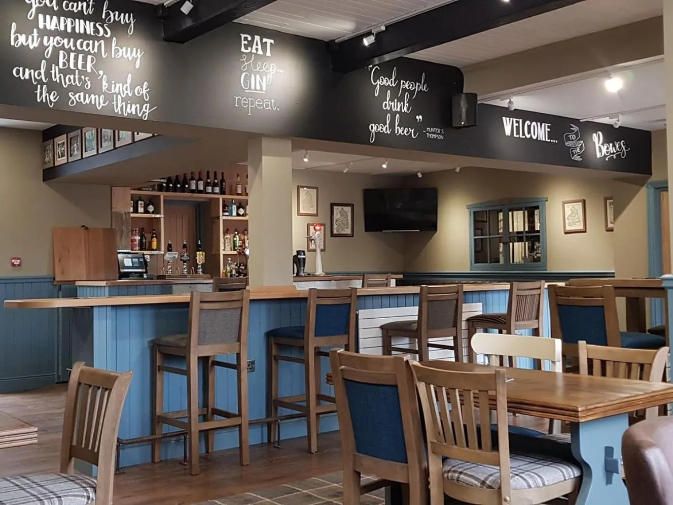 Lounge or bar in The Bowes Hotel