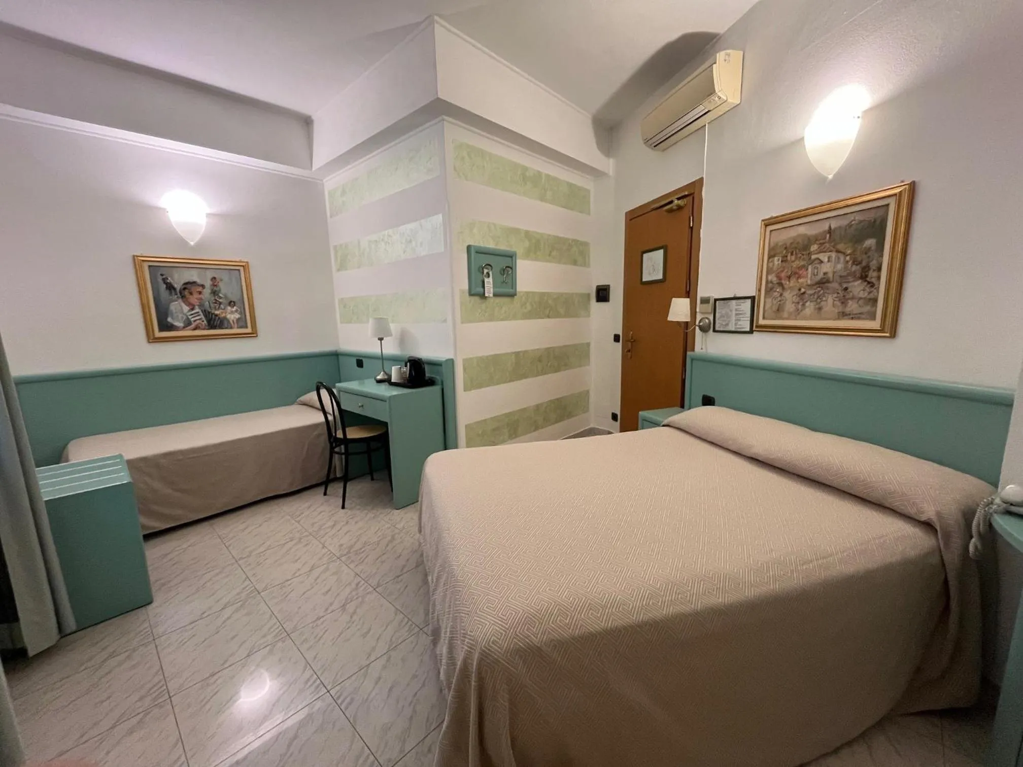 Bed in Hotel Marina