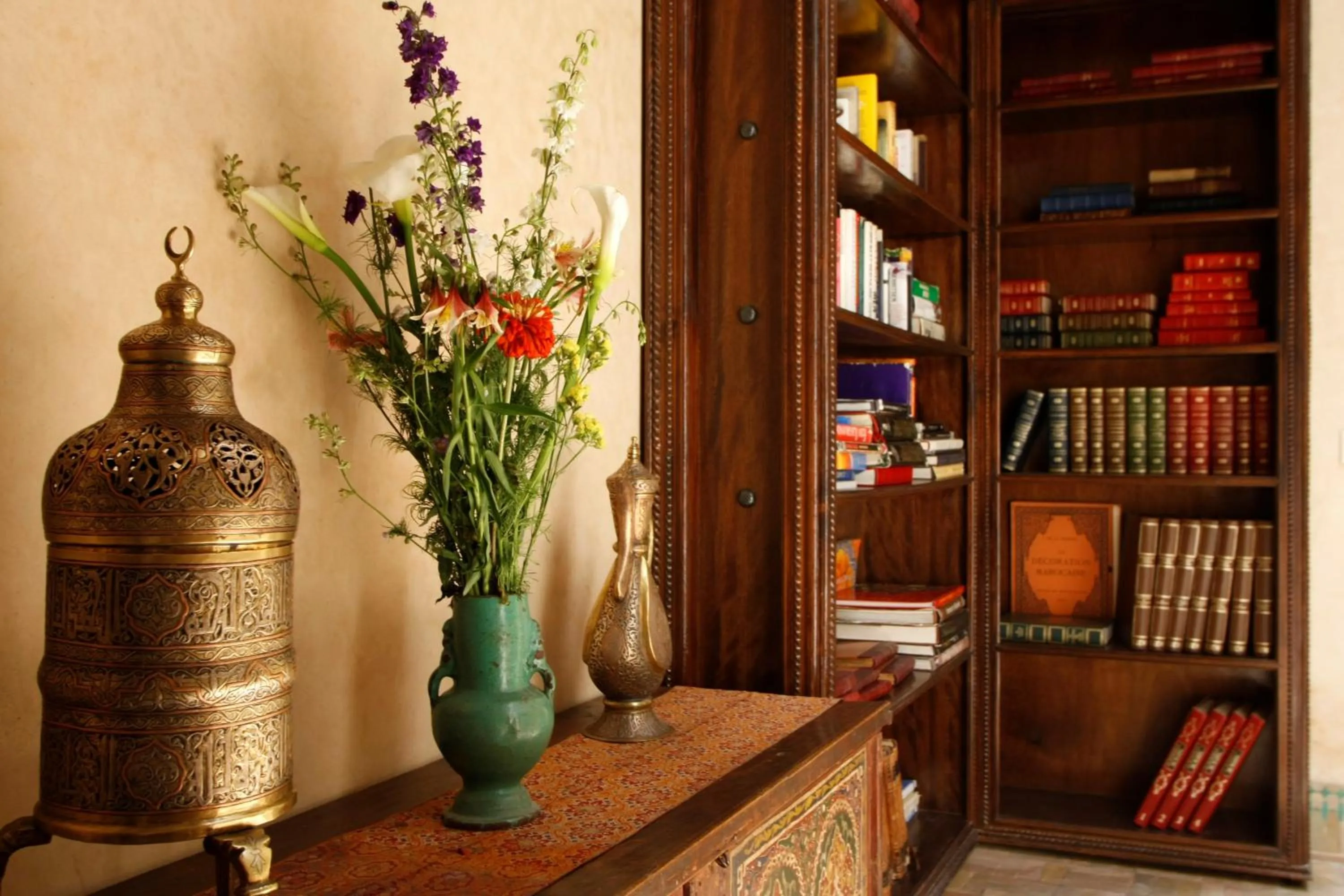 Library in Riad Kniza