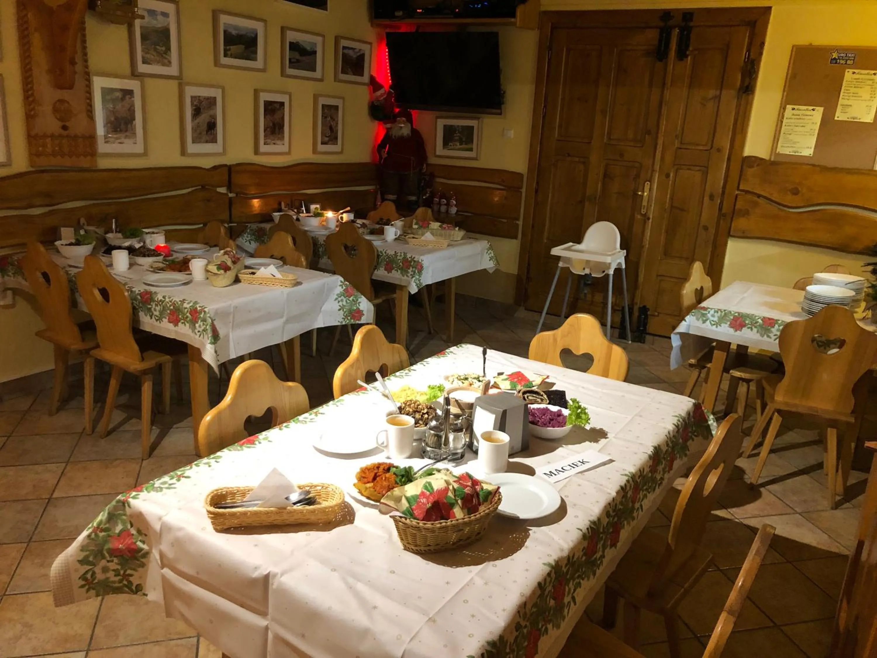 Restaurant/places to eat in Rusałka