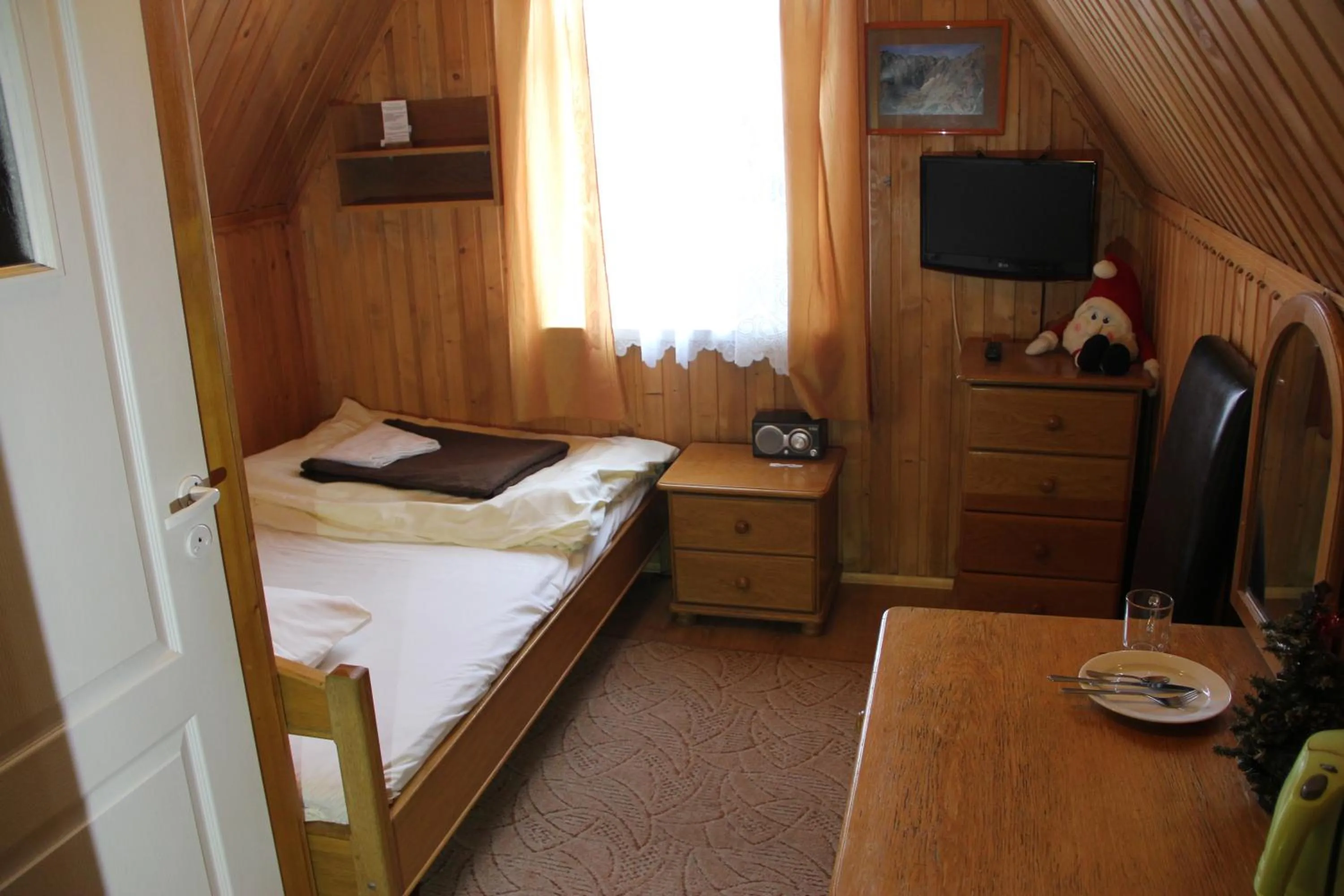 Photo of the whole room, Bed in Rusałka