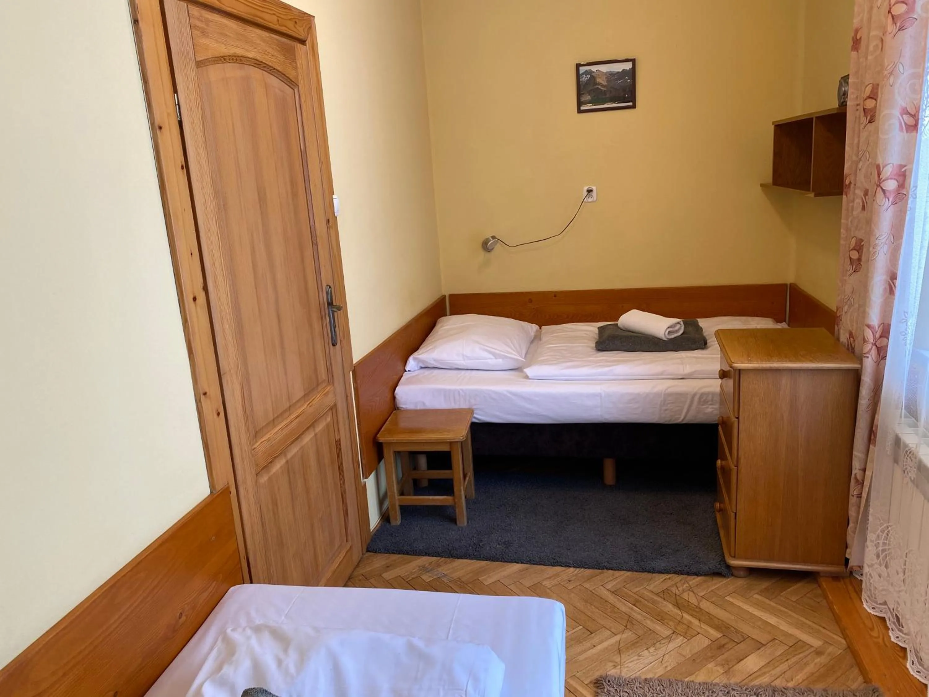 Photo of the whole room, Bed in Rusałka