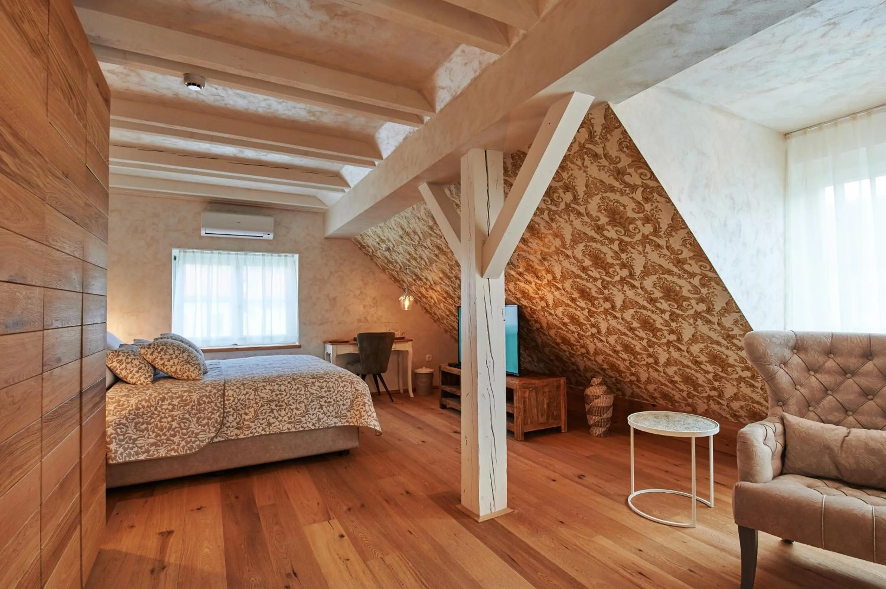 Bed in Hiša Ančka, Boutique Hotel & Maja Rooms