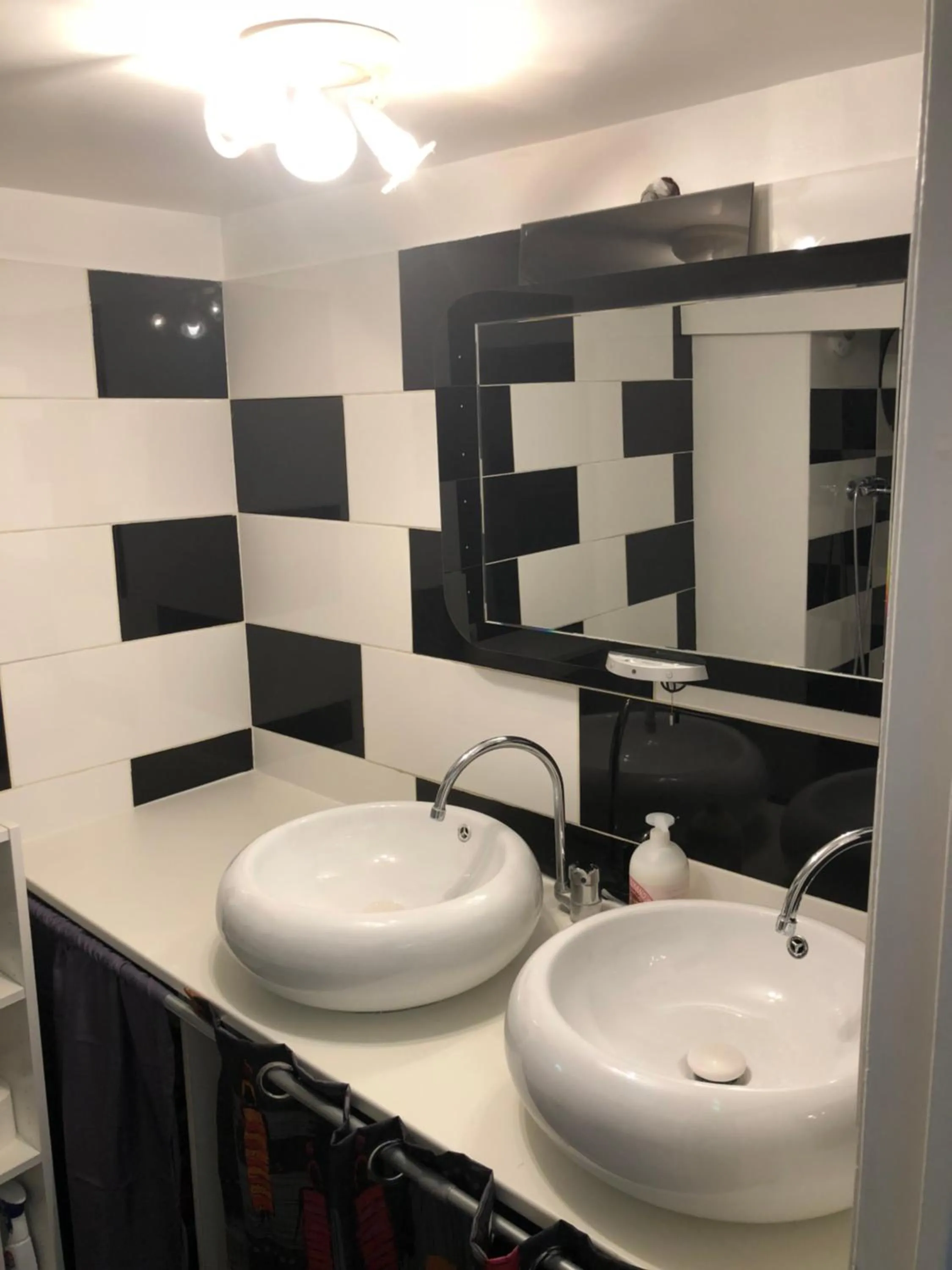 Bathroom in Sleep in Paris - Chessy