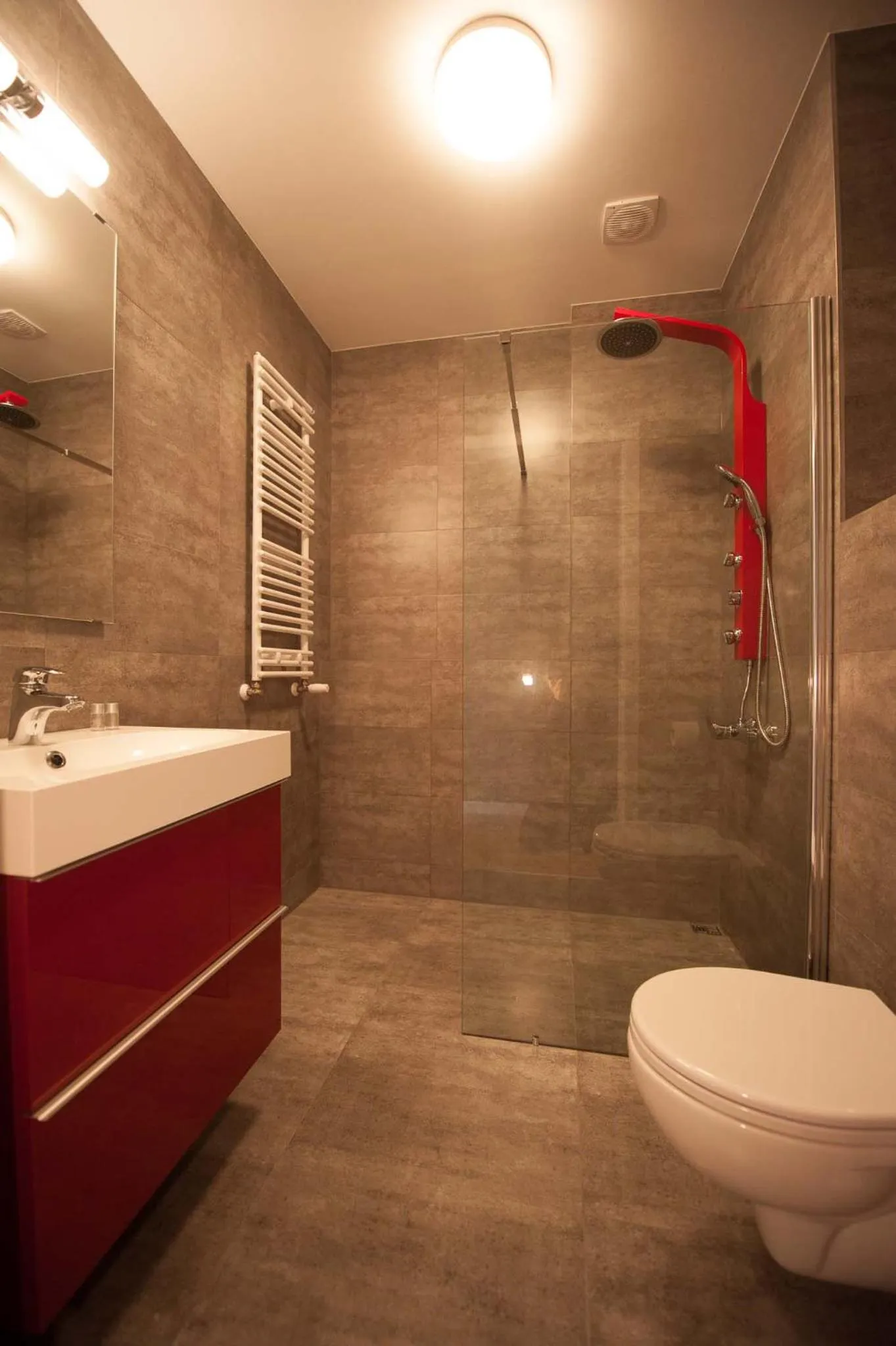 Shower in Planet Hostel