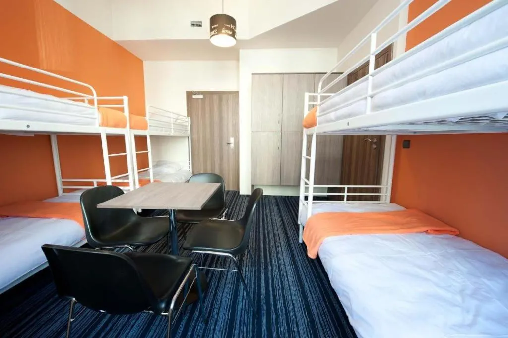 Shower, Bed in Planet Hostel
